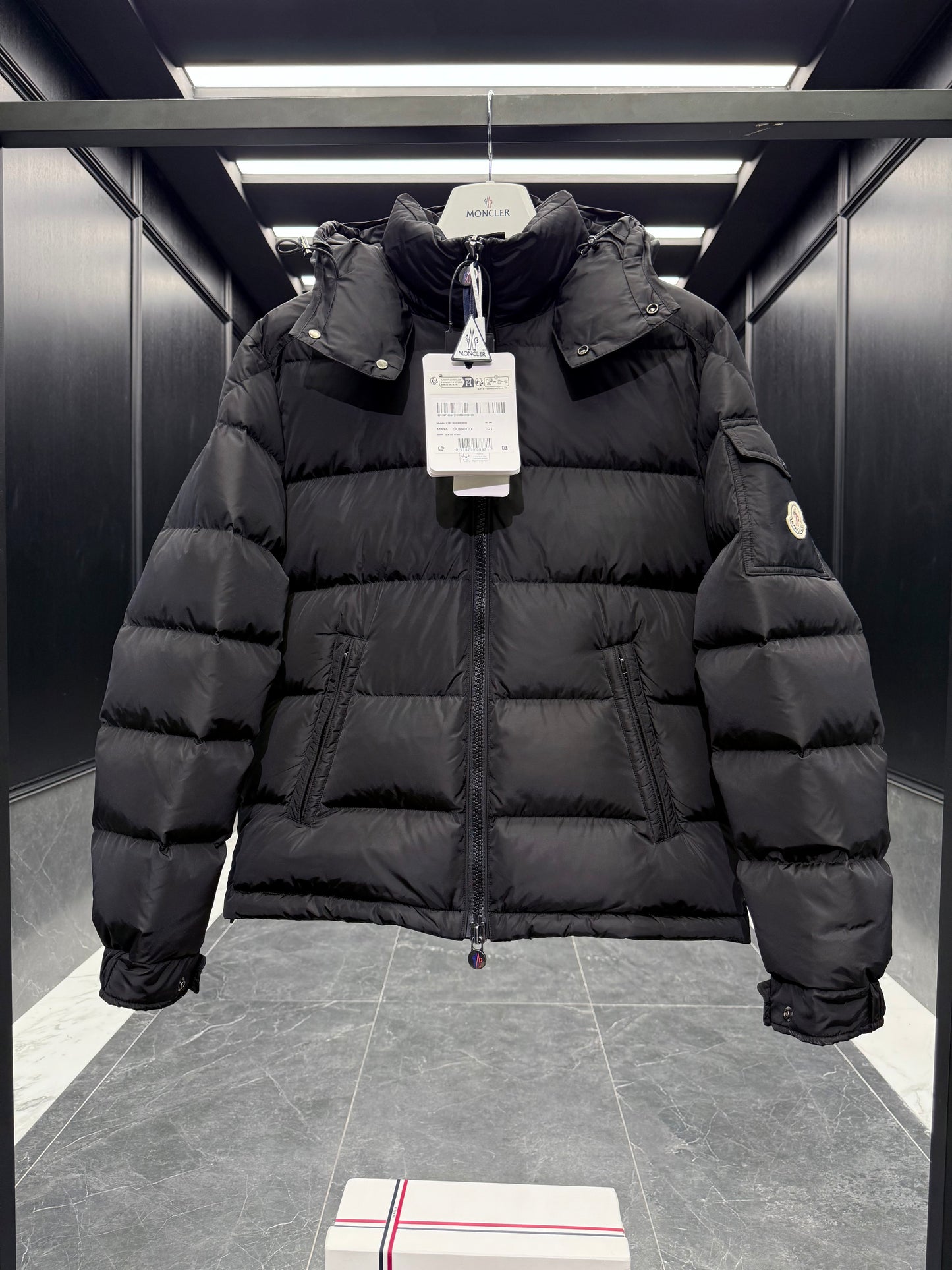 MONC MAYA JACKET