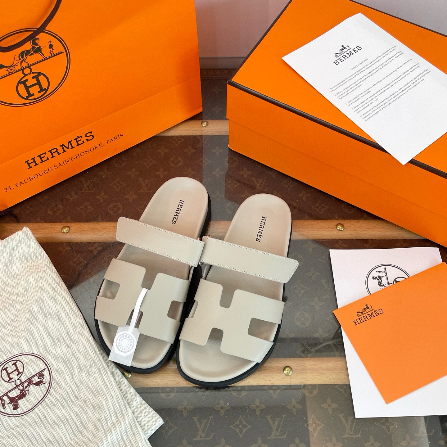HERM CHYPRE SANDALS