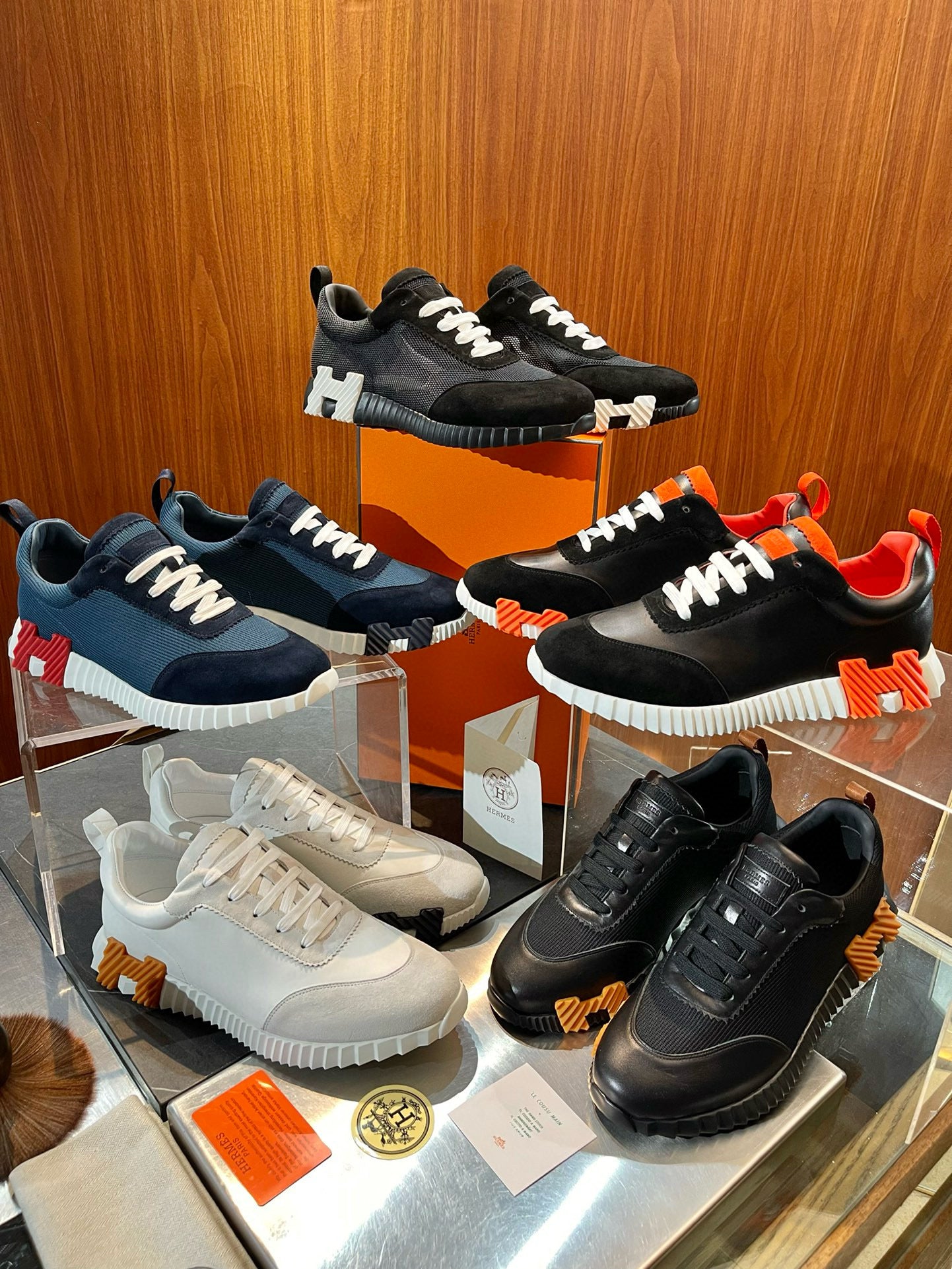 HERM BOUNCING SNEAKERS