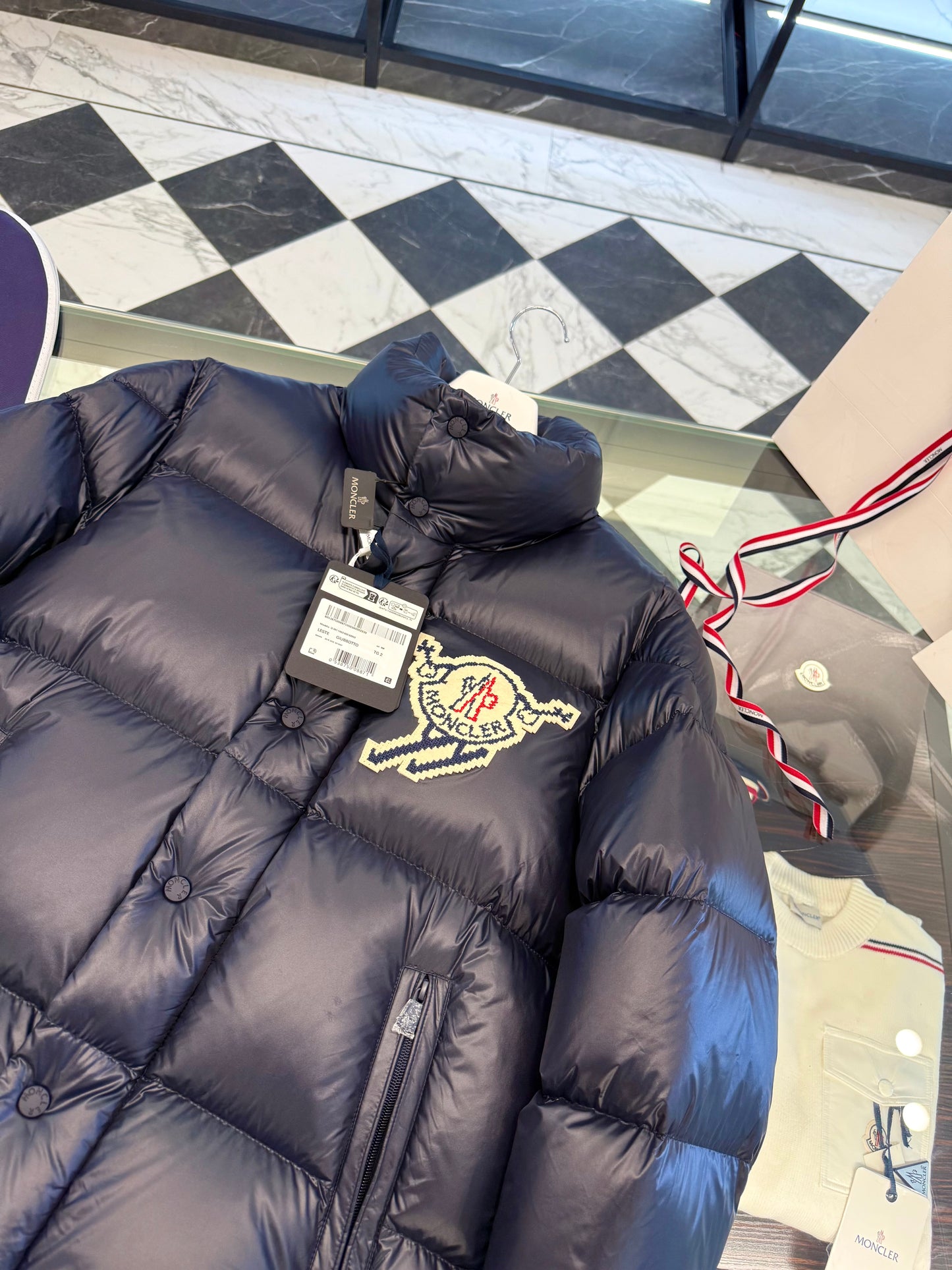 MONC LESTE JACKET