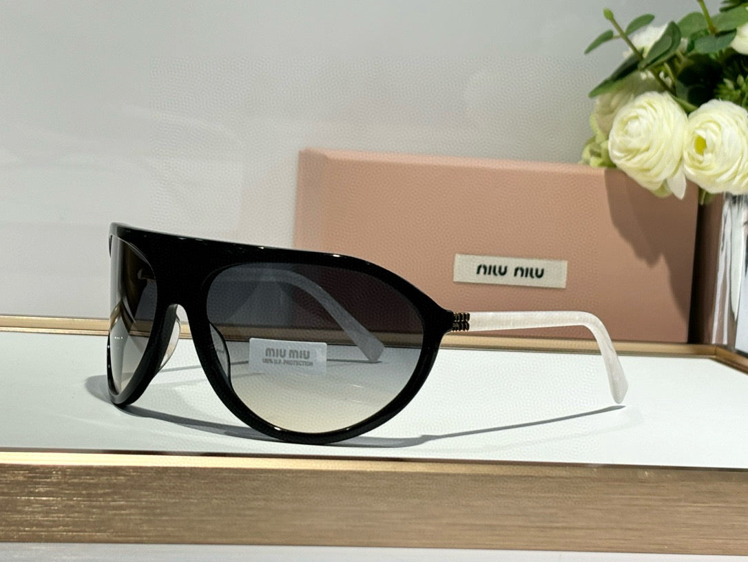 MIU M SUNGLASSES