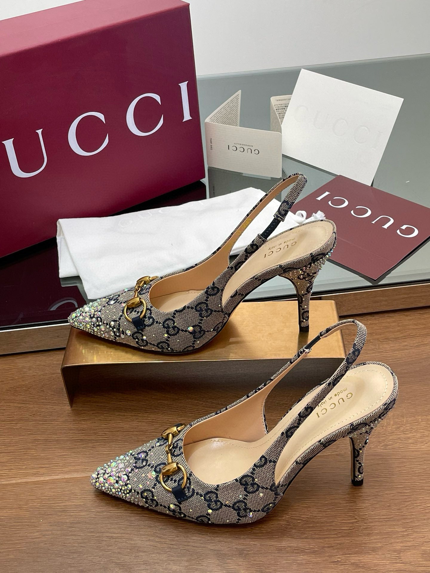 GG HEELS