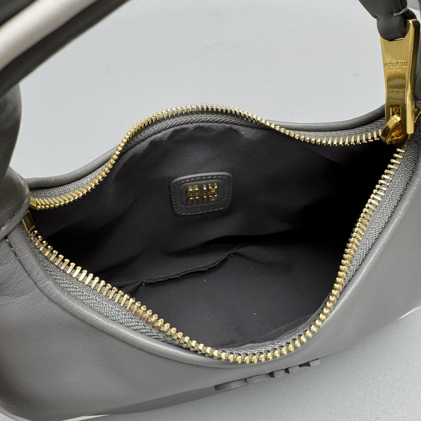 MIU M WANDER BAG