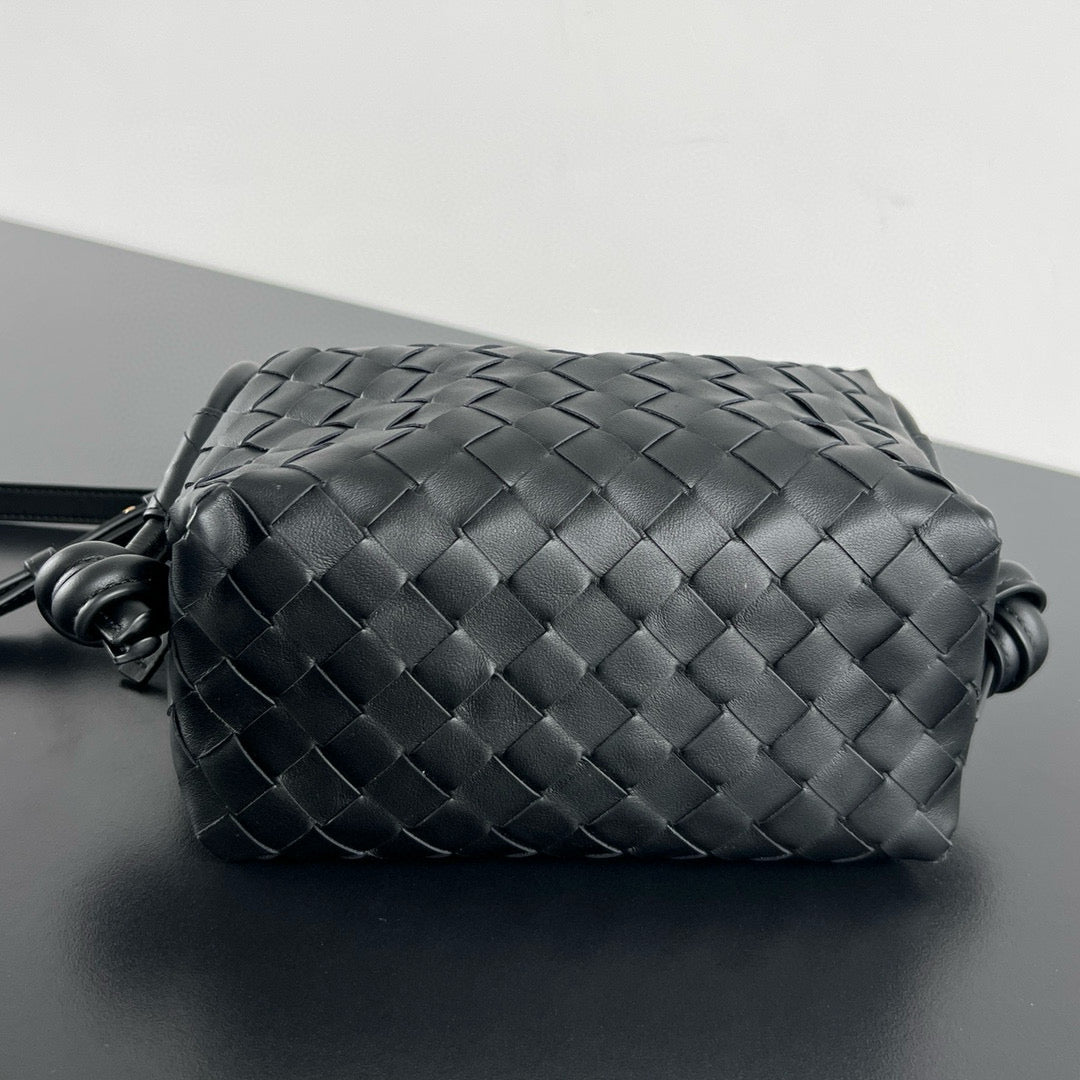 BOTT TOP HANDLE LOOP BAG