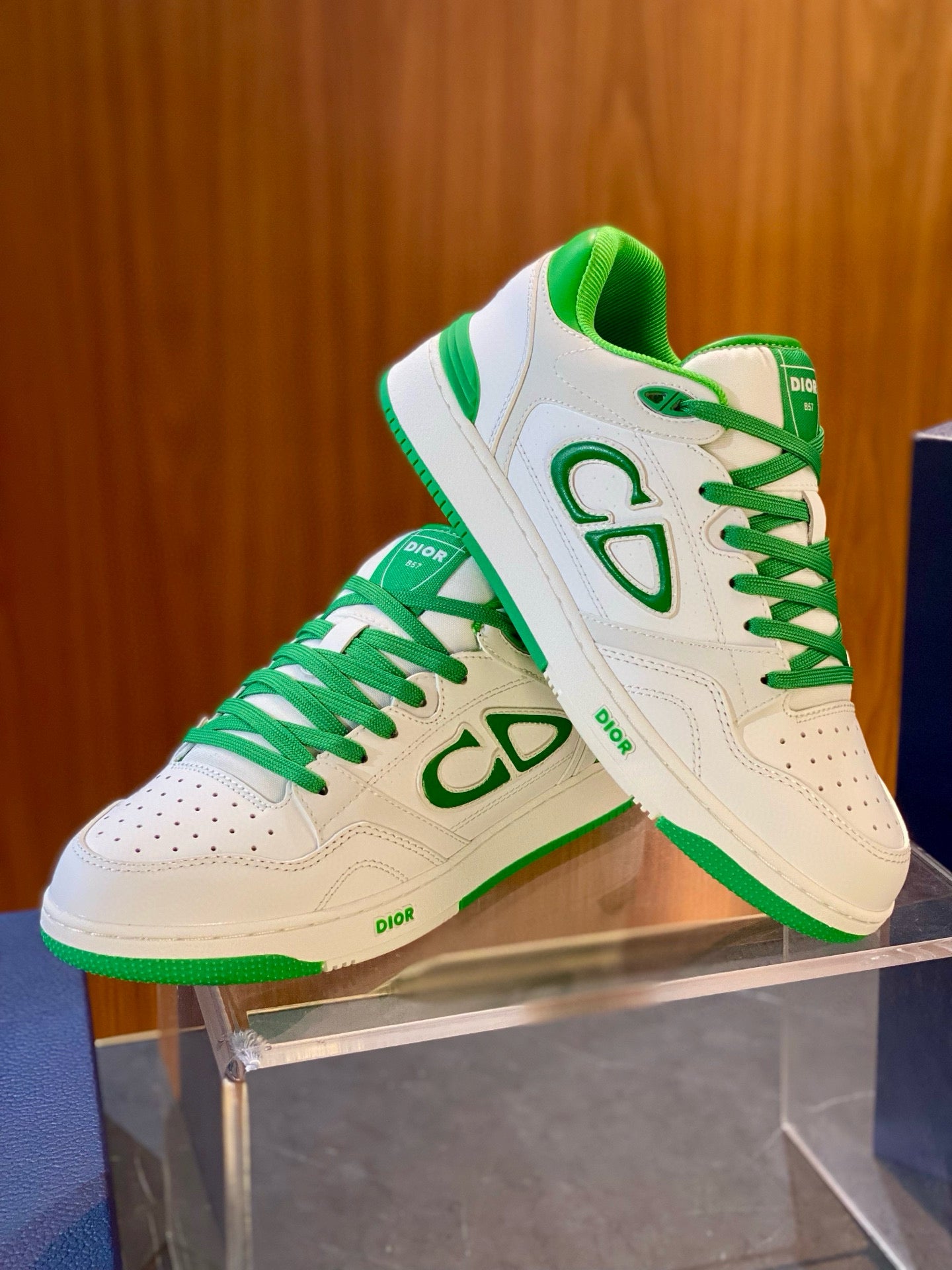 CD B57 SNEAKER