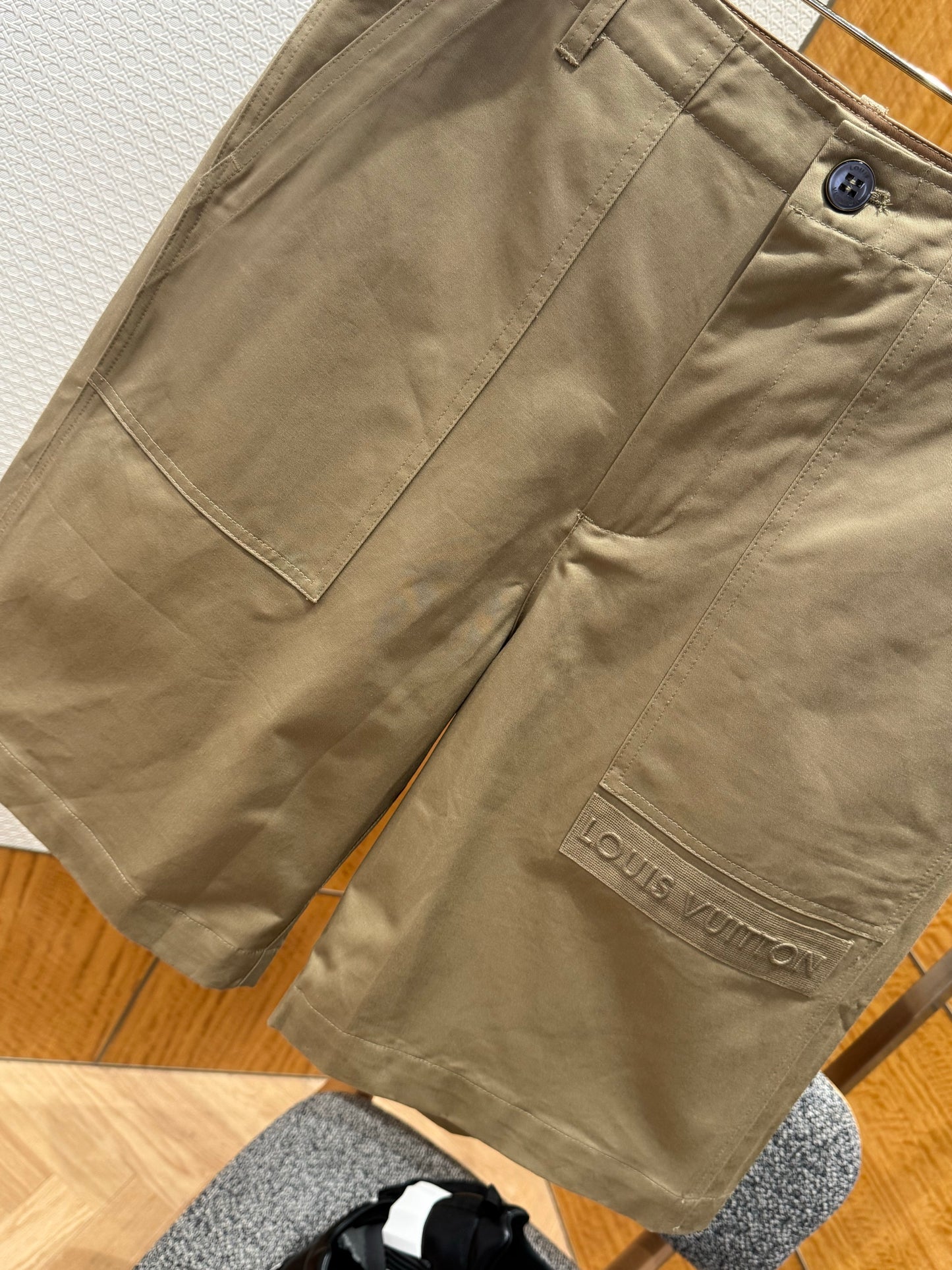 LOU SHORTS