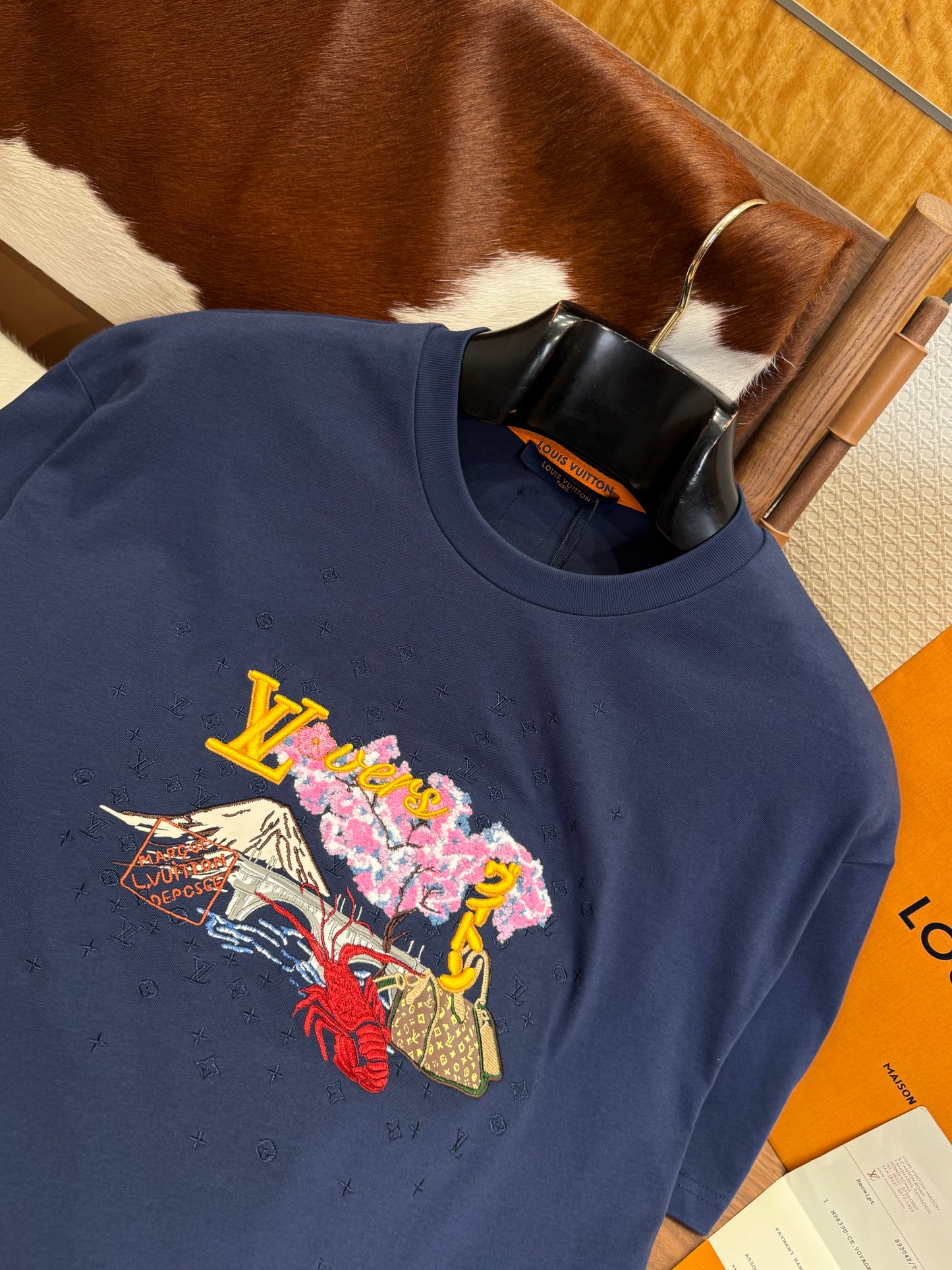 LOU T-SHIRT