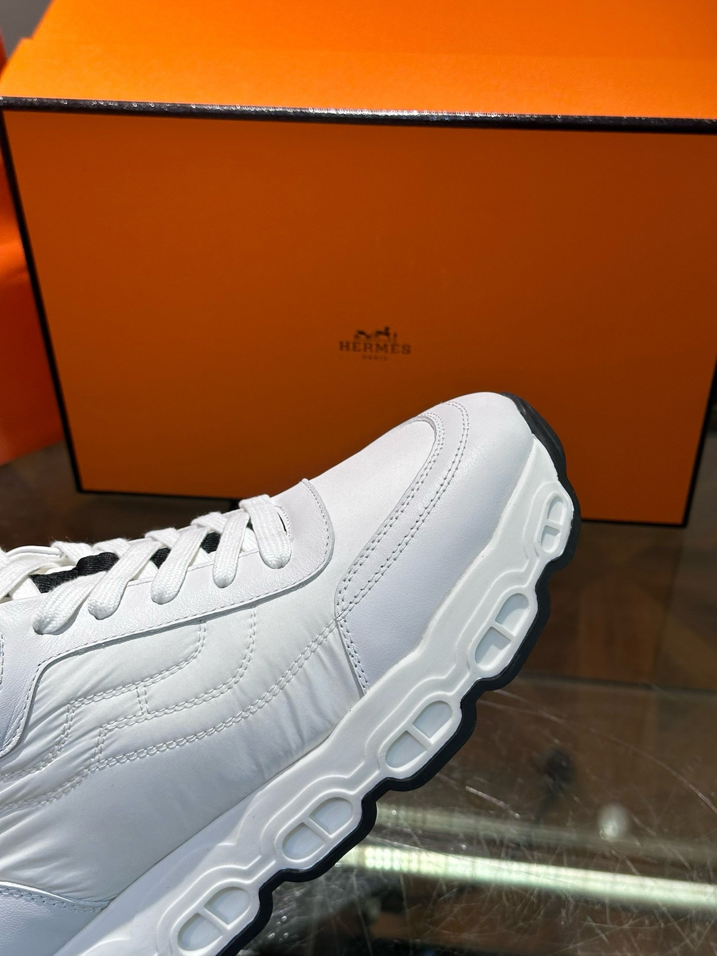 HERM IMPULSE SNEAKER