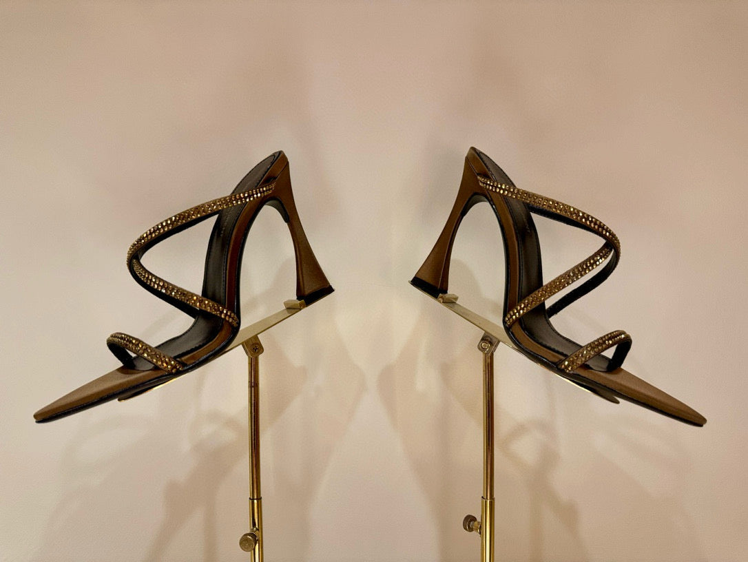 SL HEELS
