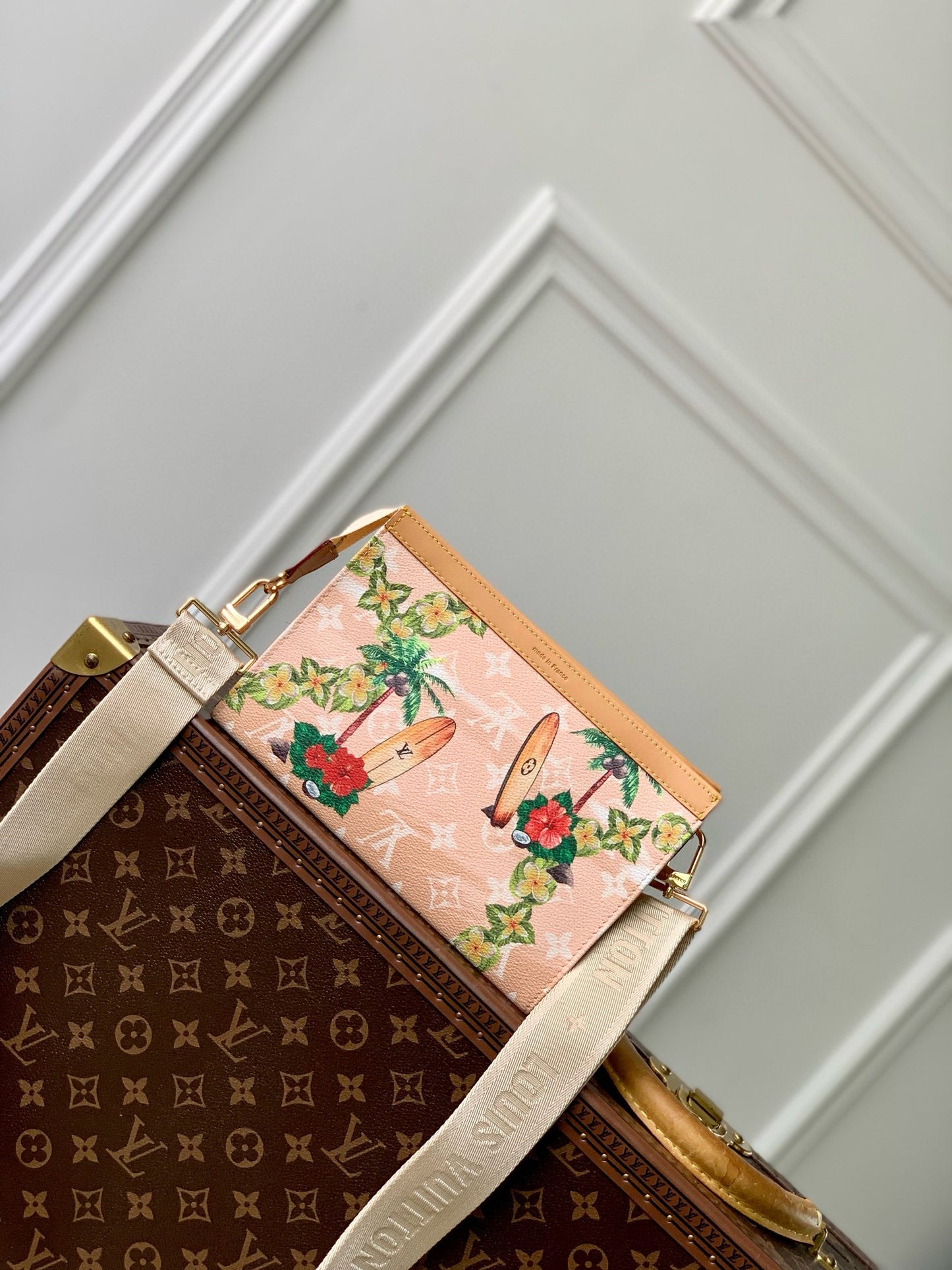 LOU GASTON WEARABLE WALLET