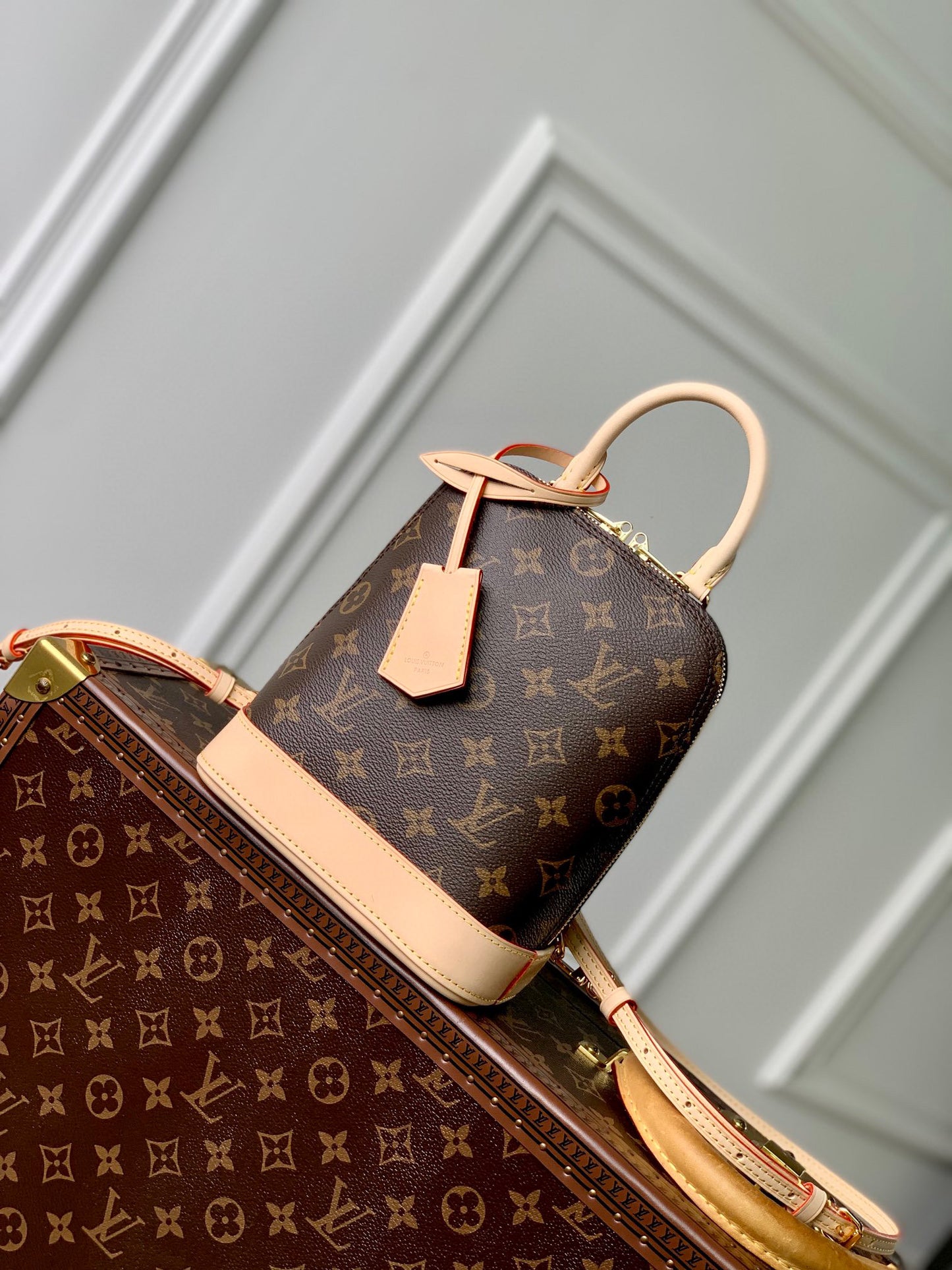 LOU ALMA BACKPACK