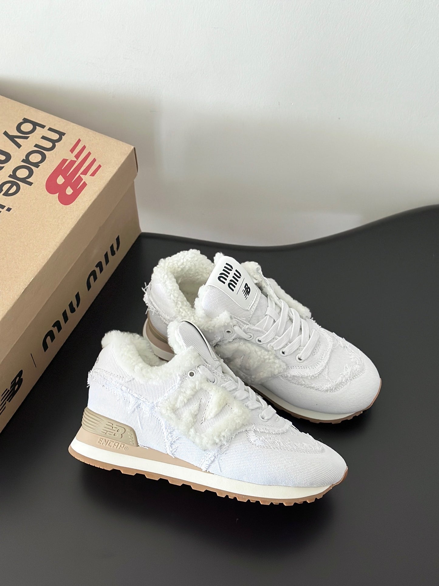 MIU M x NEW BALANCE TRAINERS