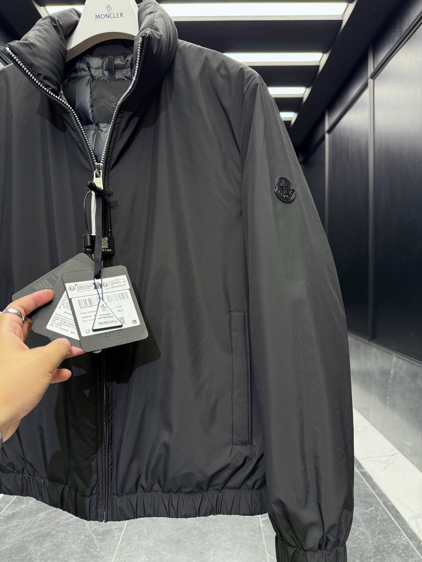 MONC LUSERNA JACKET
