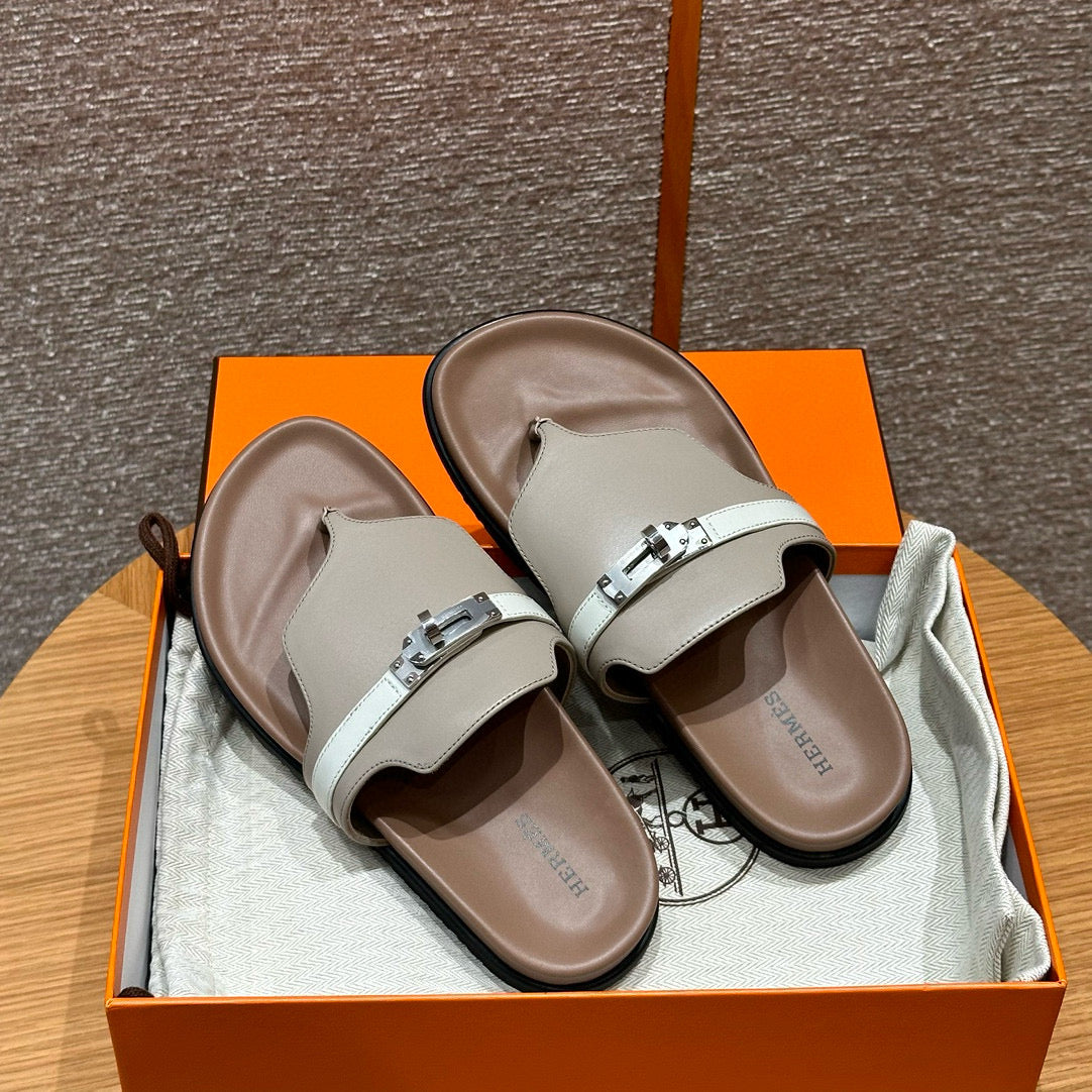 HERM EMPIRE SANDALS