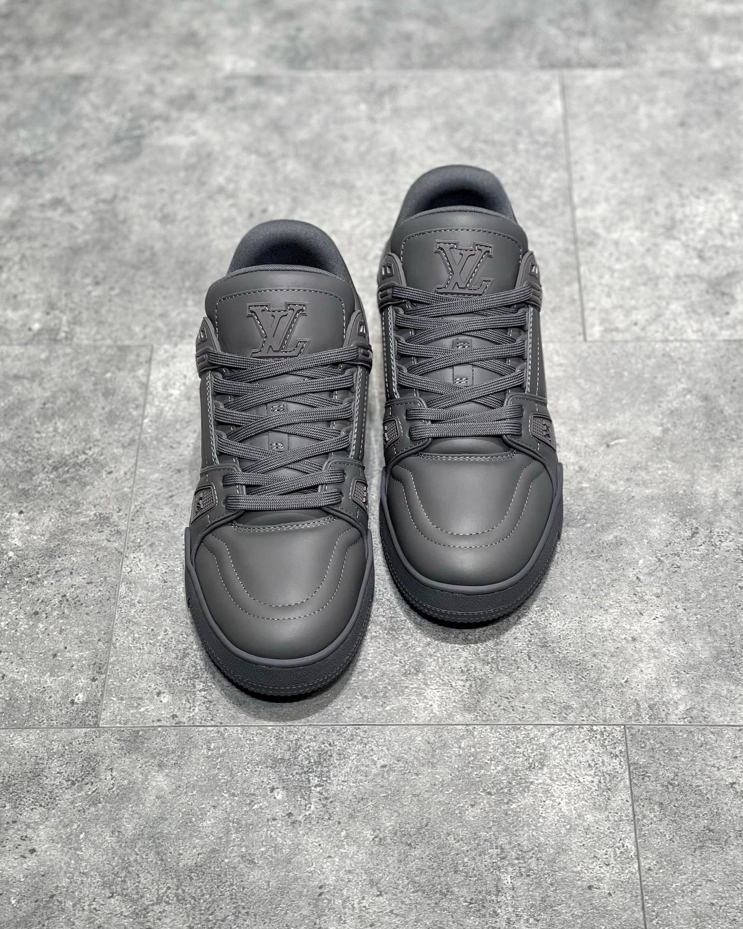LOU TRAINERS