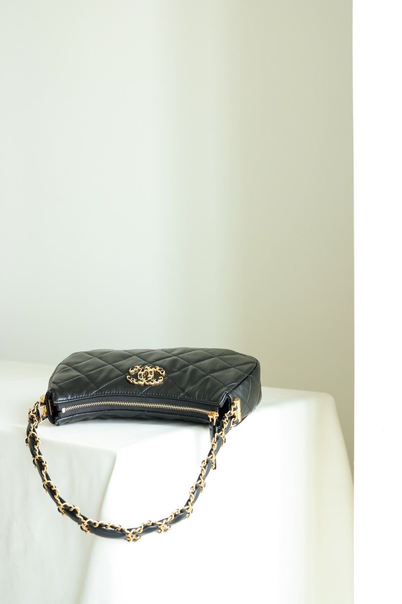 CC 23K HOBO BAG