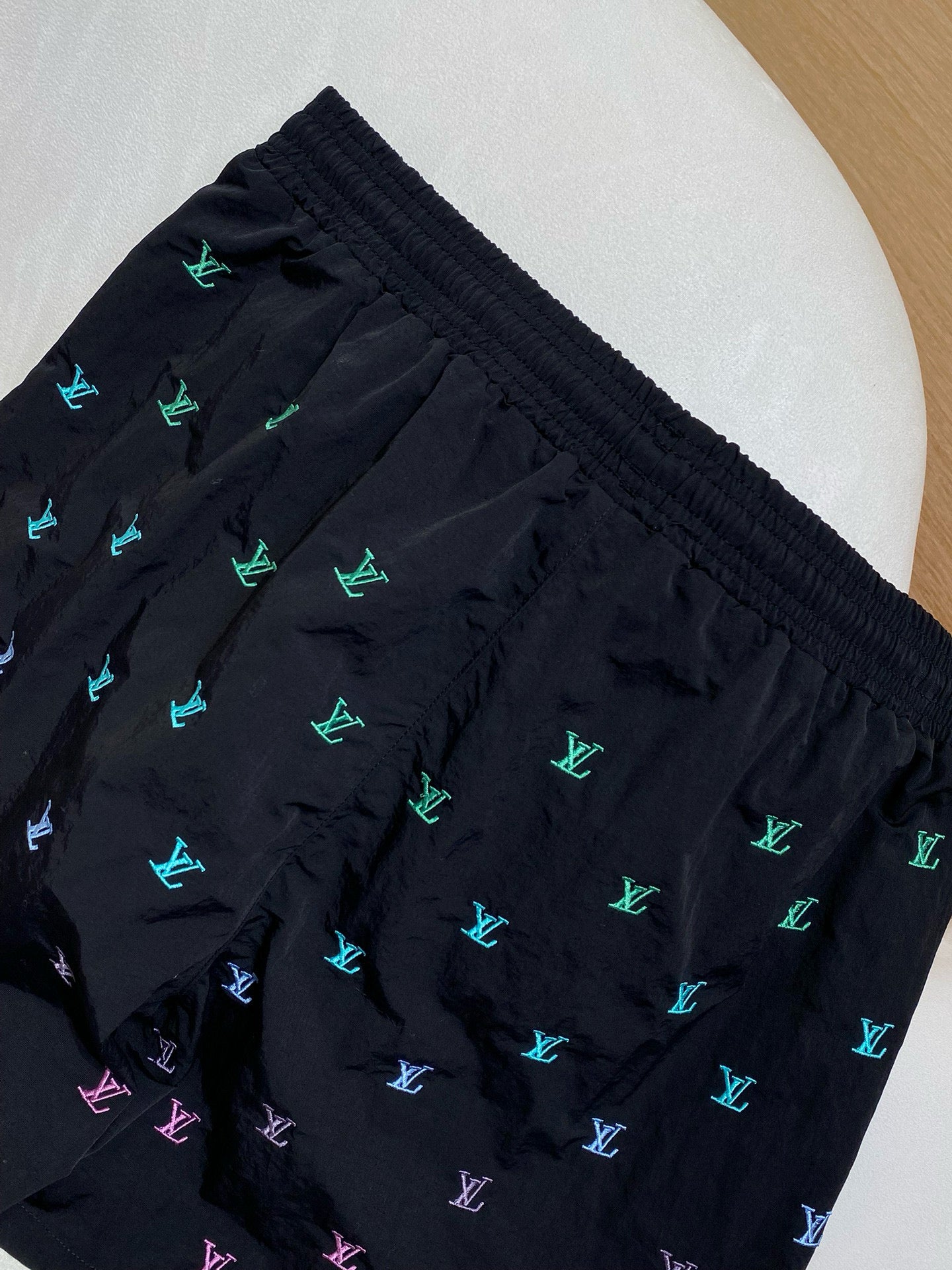 LOU SHORTS