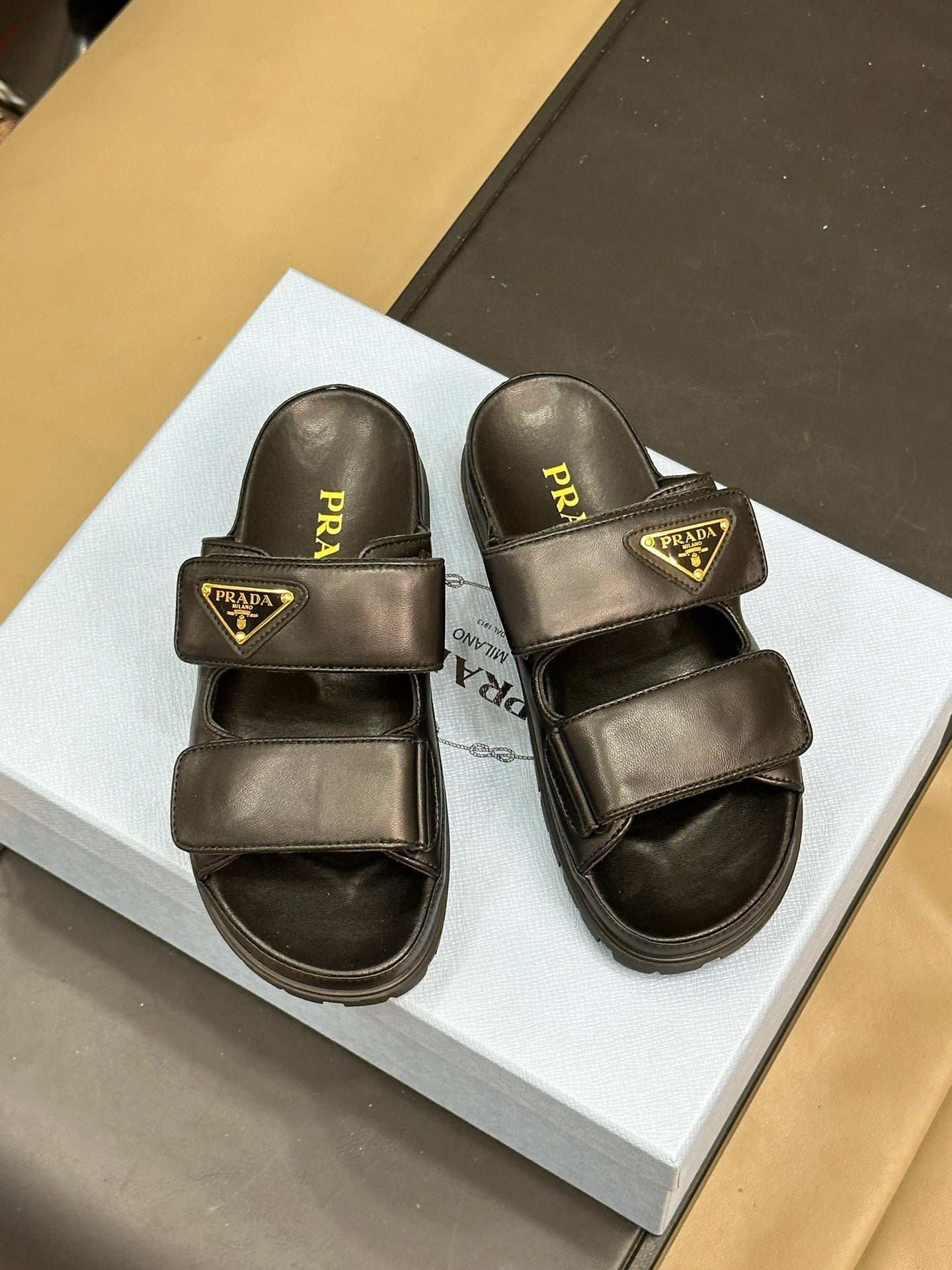 PD NAPPA LEATHER SLIDES