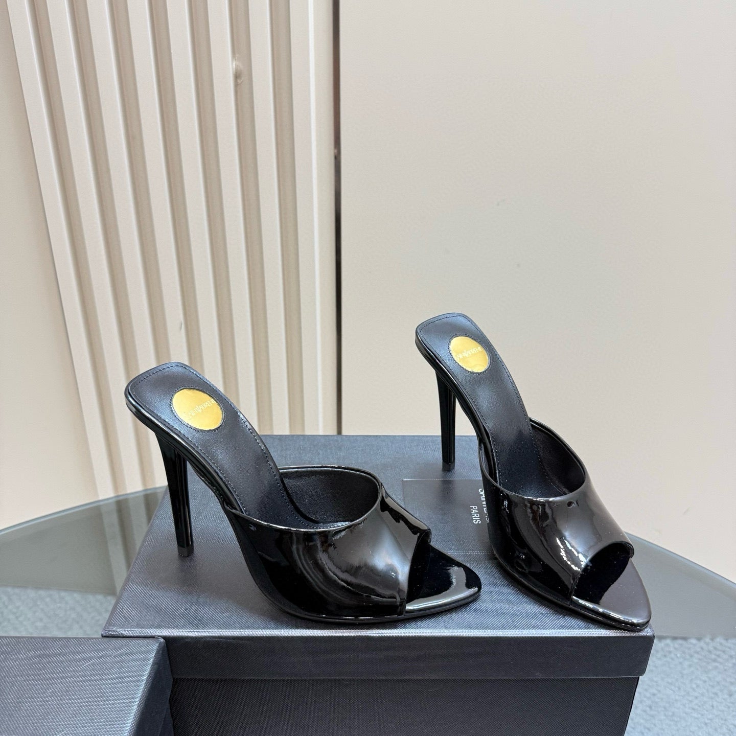 SL HEELS