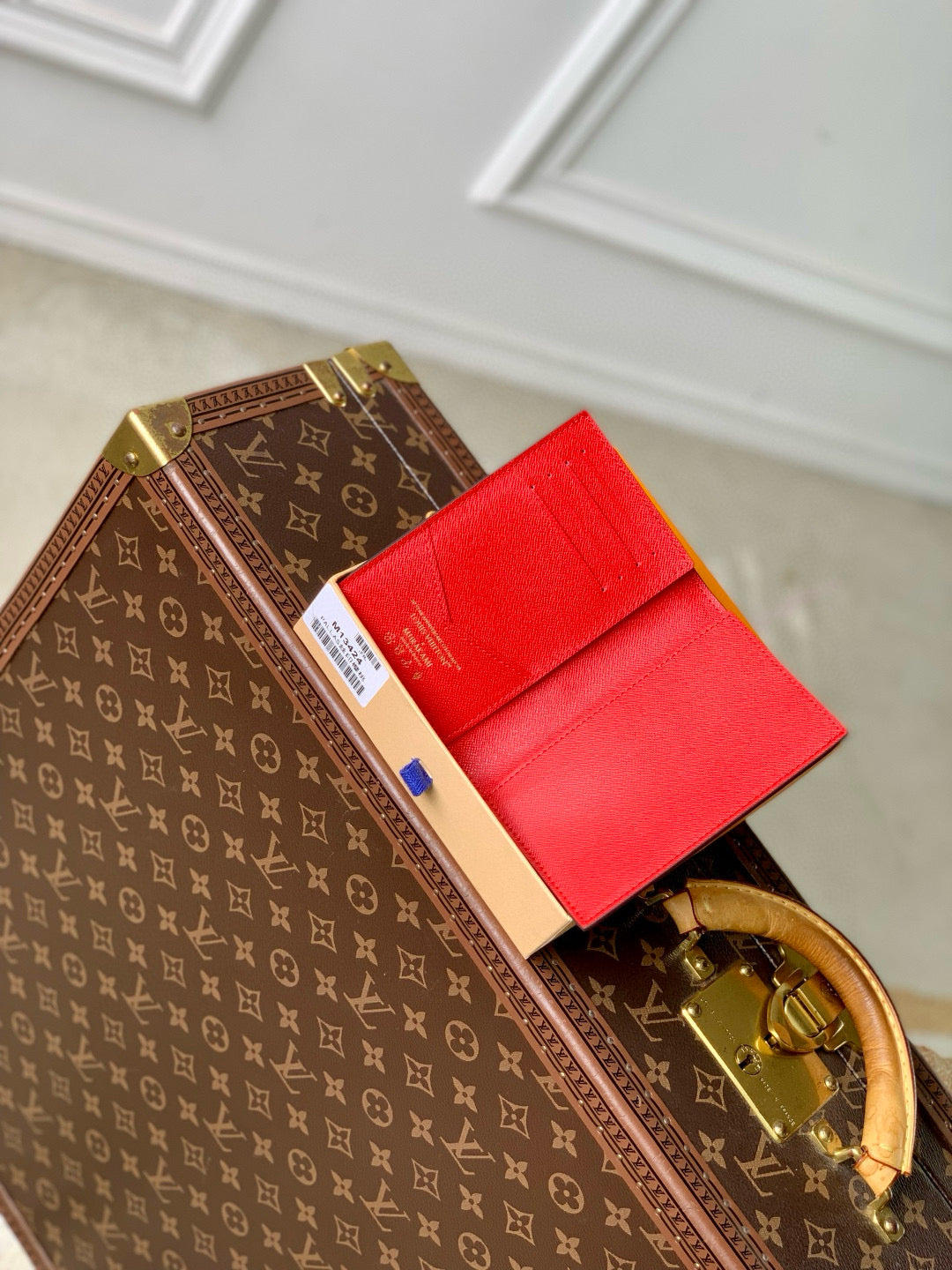 LOU x MURAKAMI PASSPORT COVER