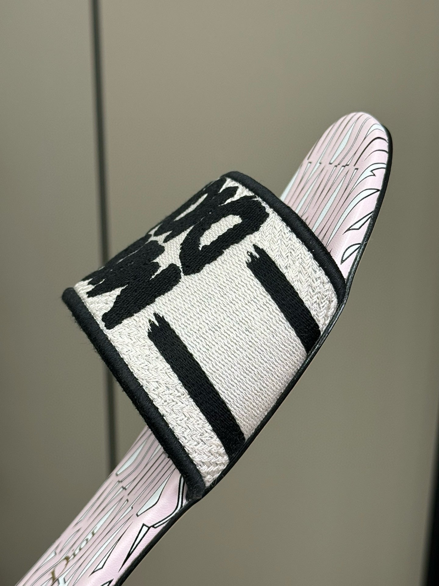 CD DWAY SLIDES