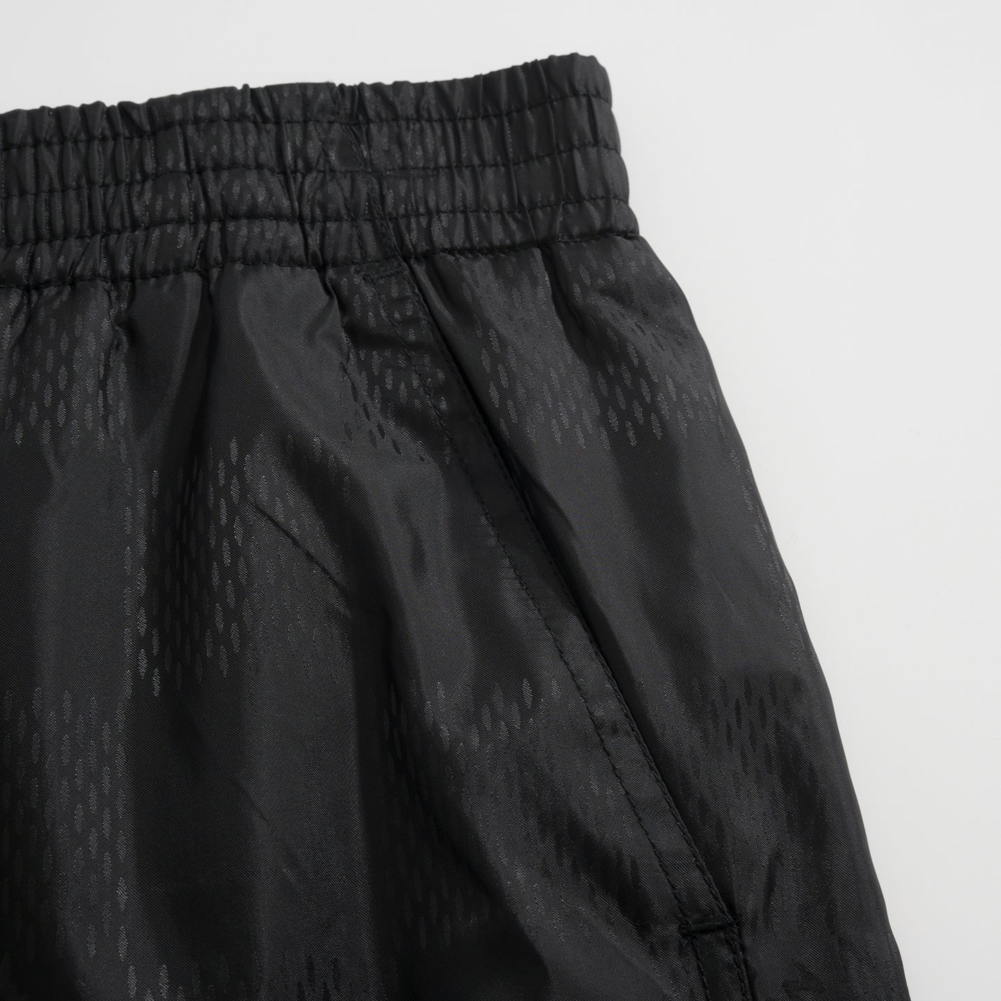 LOU SHORTS