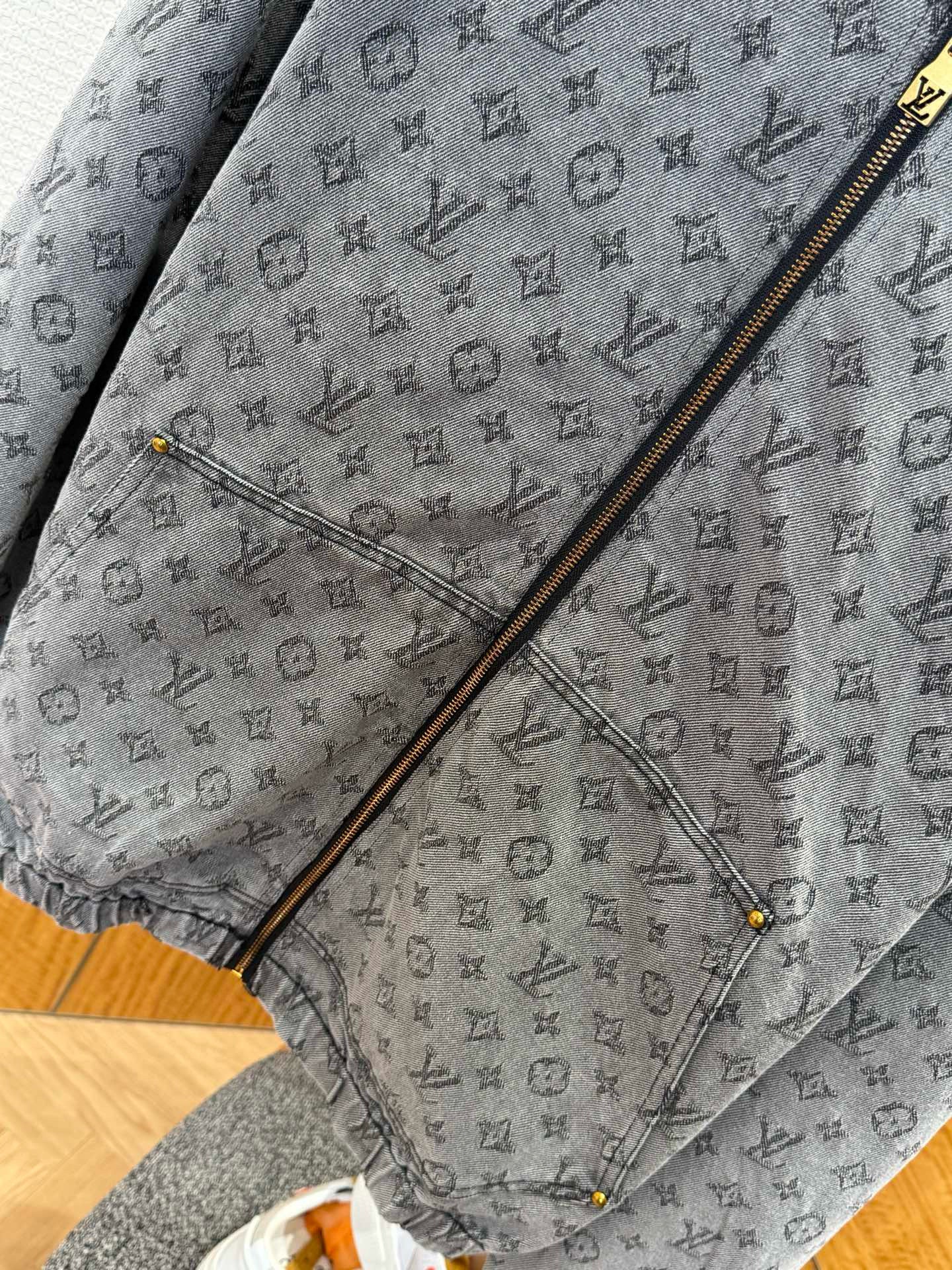 LOU DENIM JACKET
