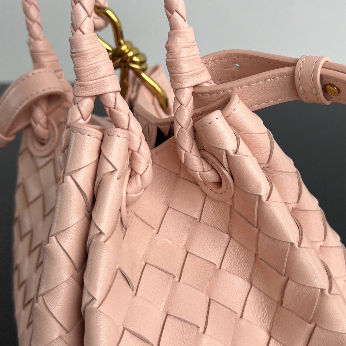BOTT SMALL PARACHUTE CHAIN BAG