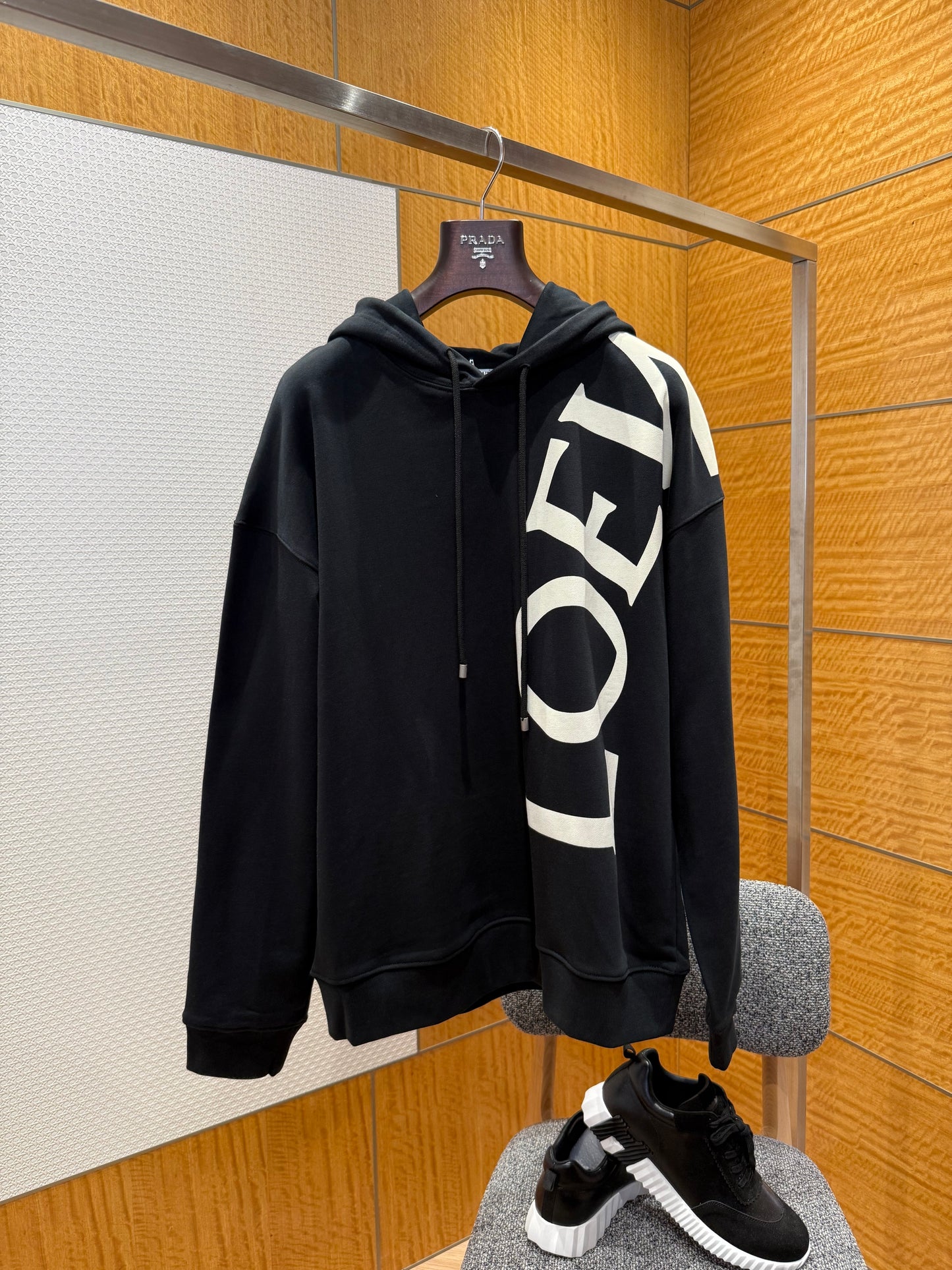 LOEW HOODIE