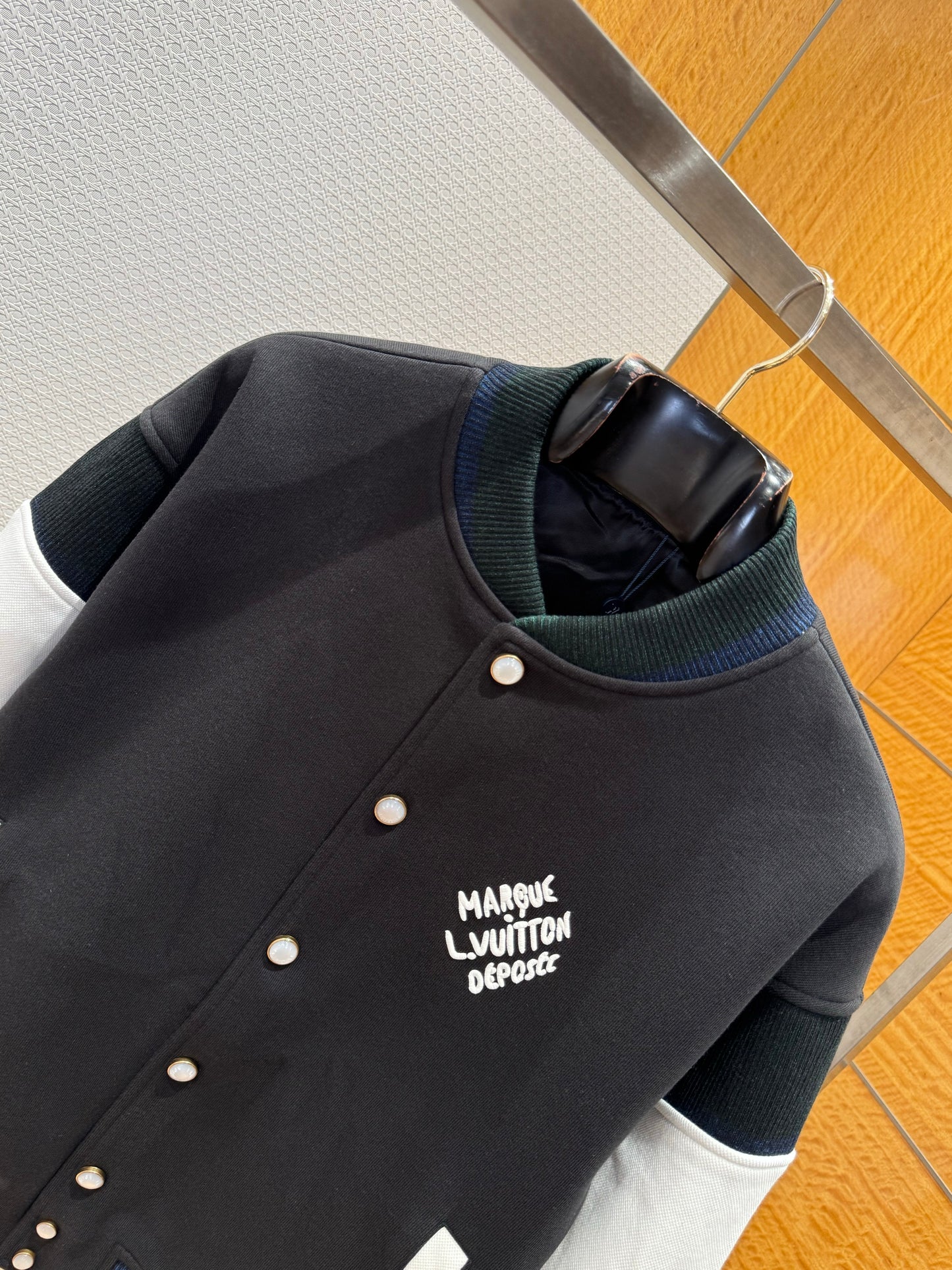 LOU JACKET