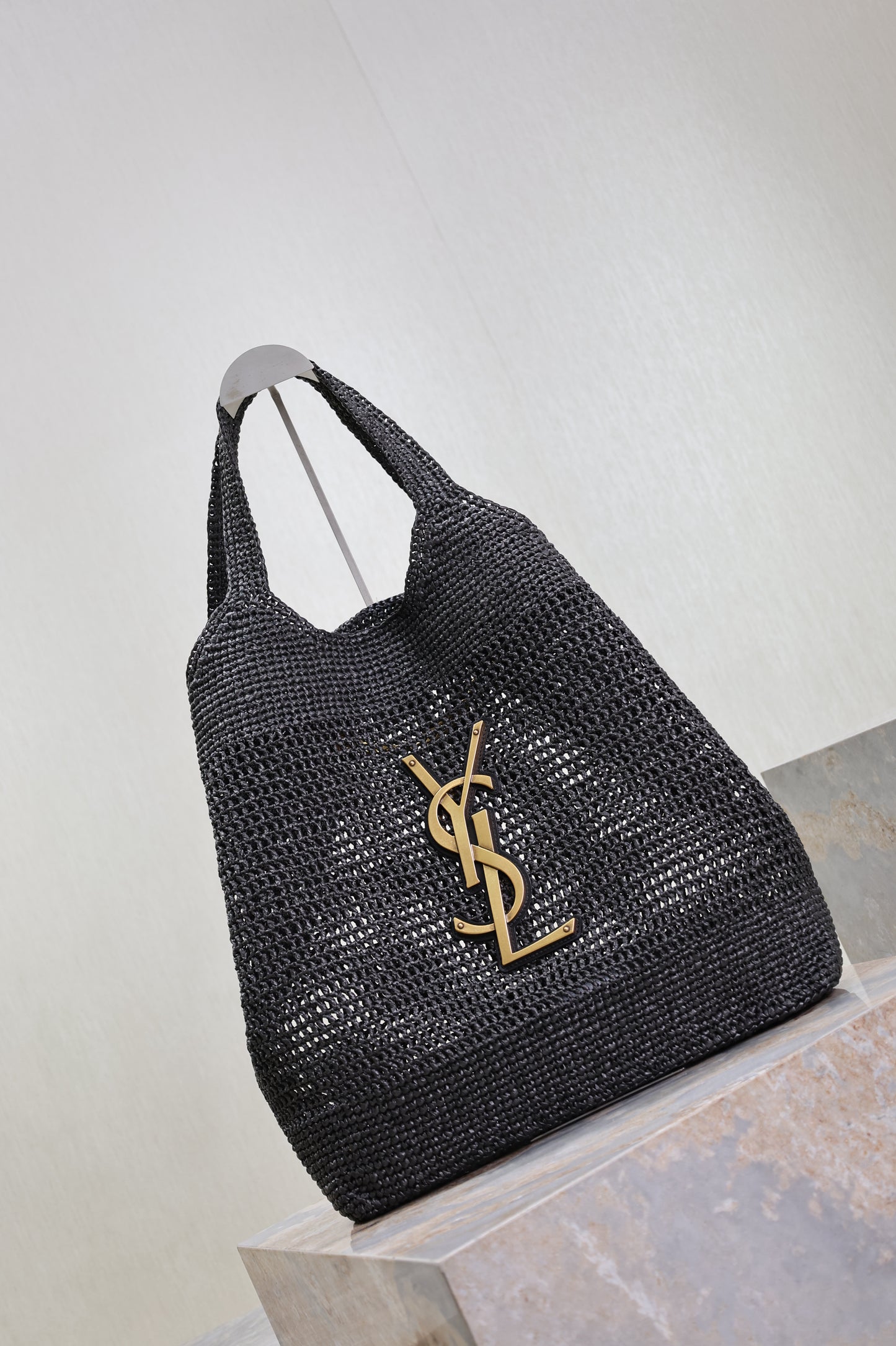 SL ICARE IN RAFFIA BAG