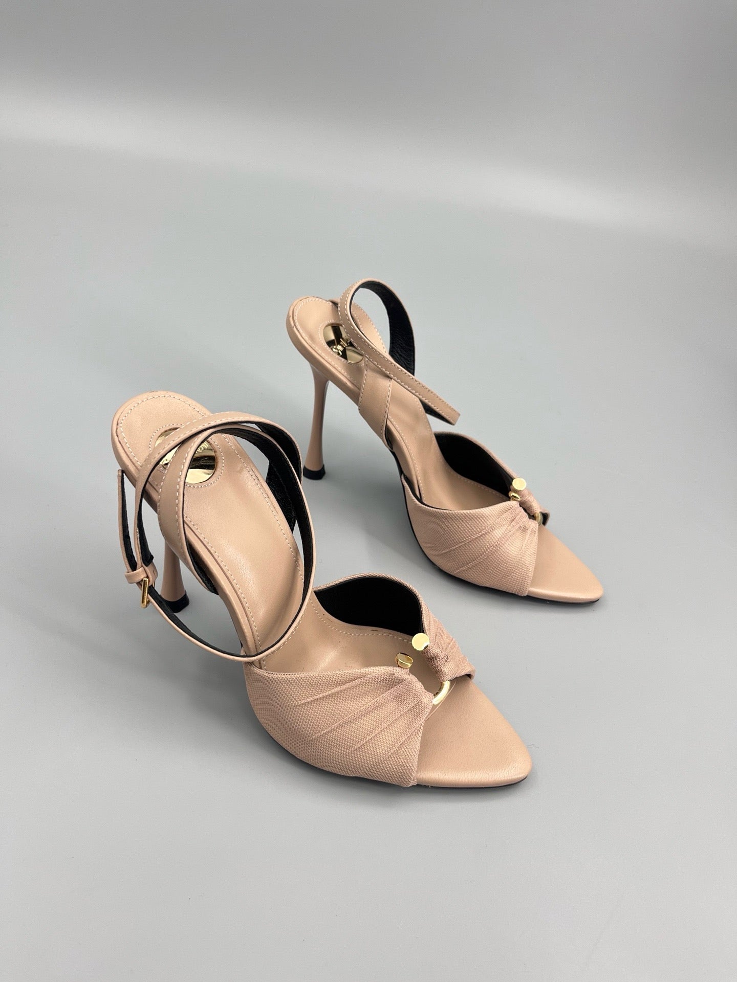 SL HEELS