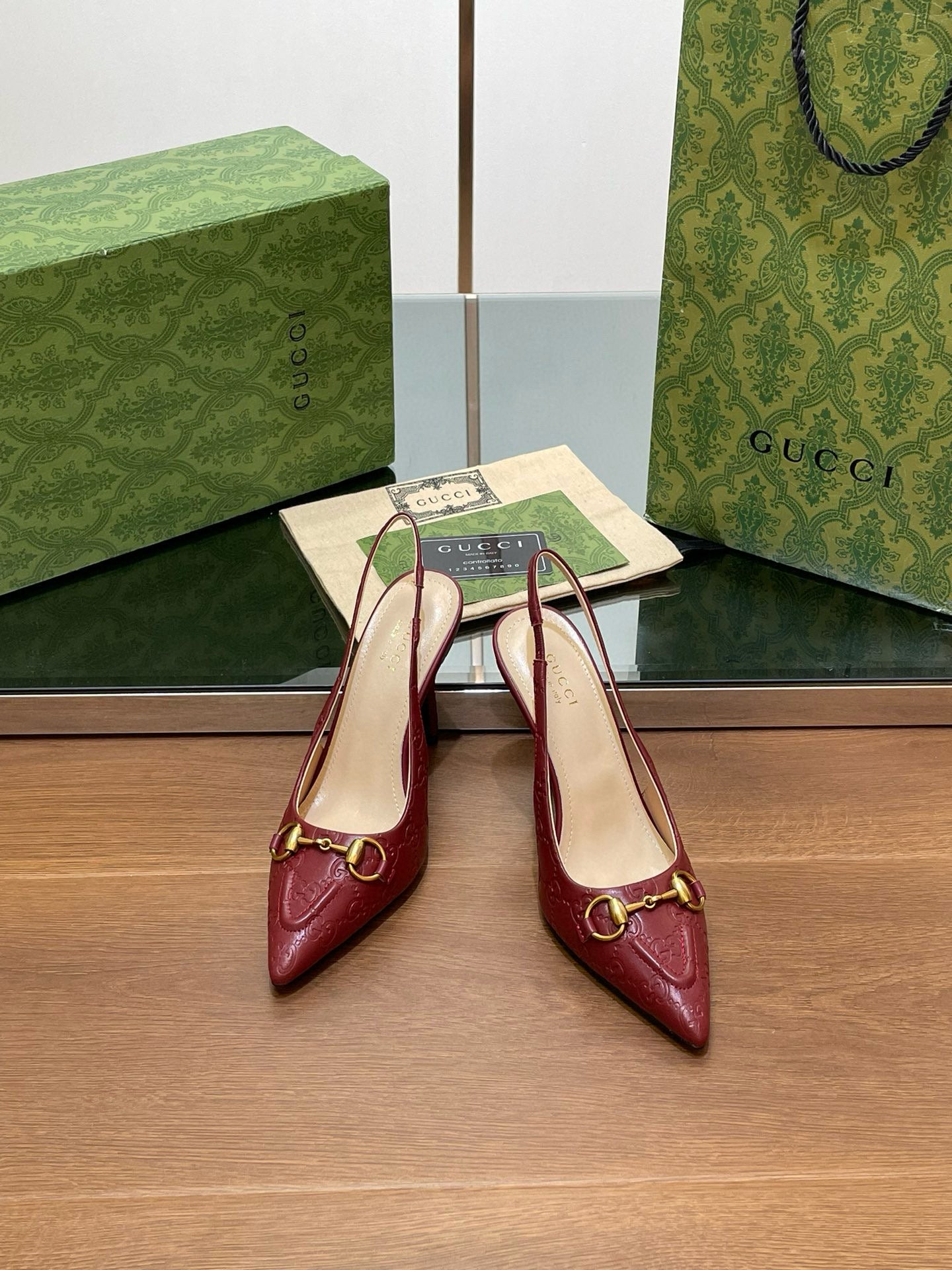 GG HEELS