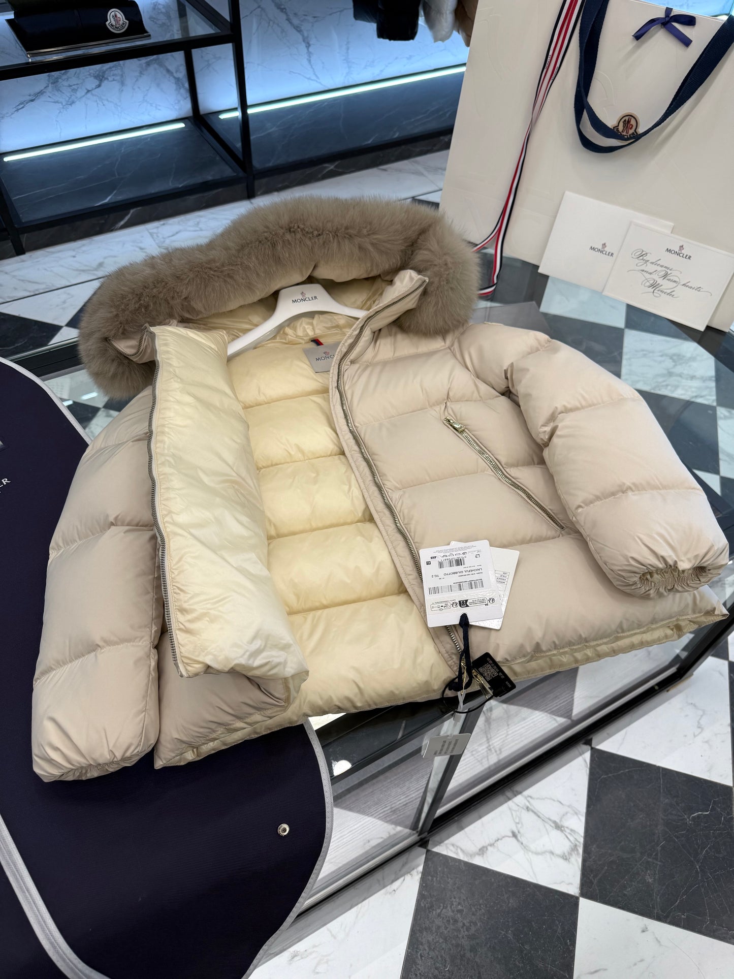 MONC LAICHEFUR JACKET