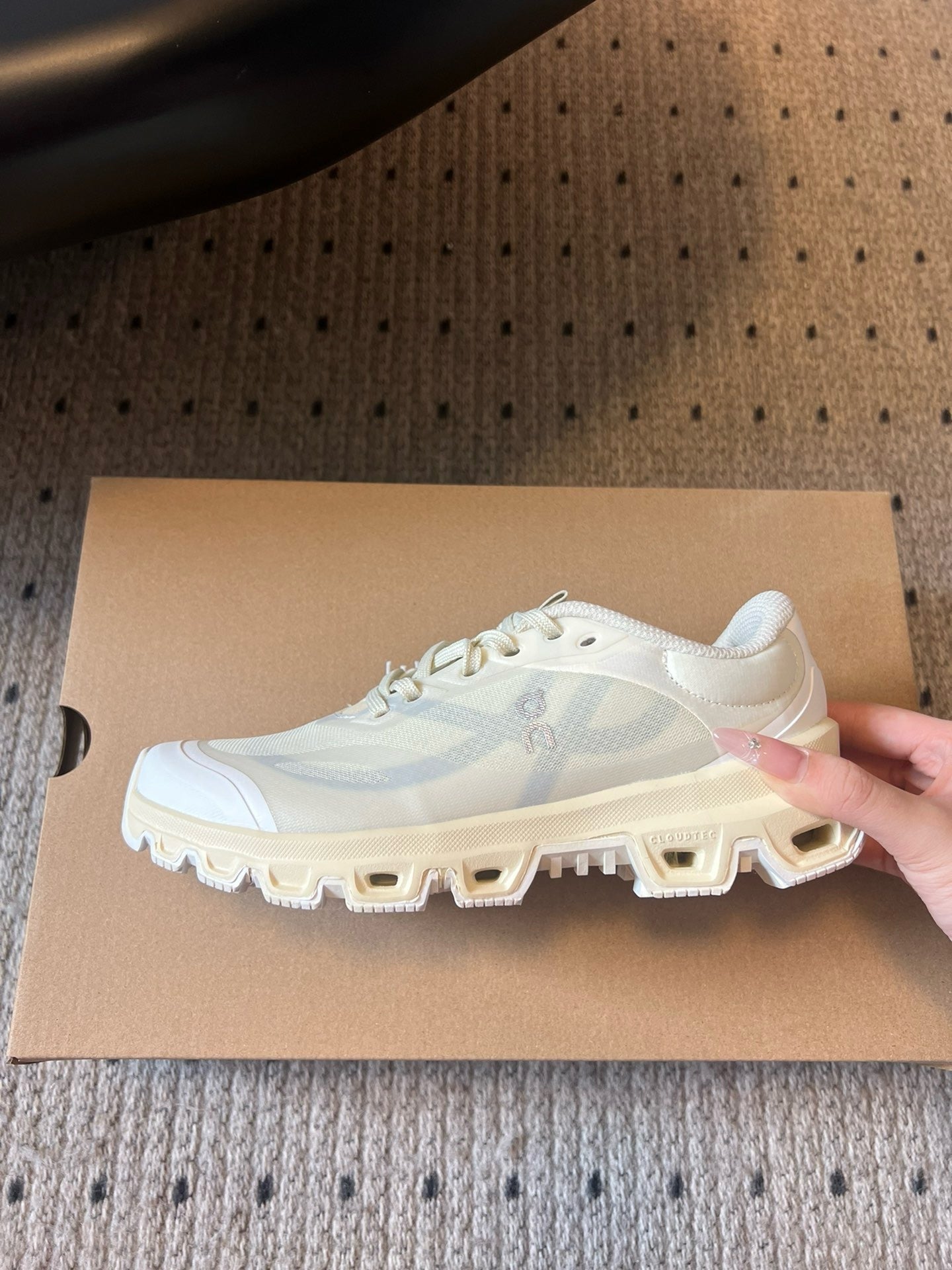 LOEW CLOUDLIT SNEAKER