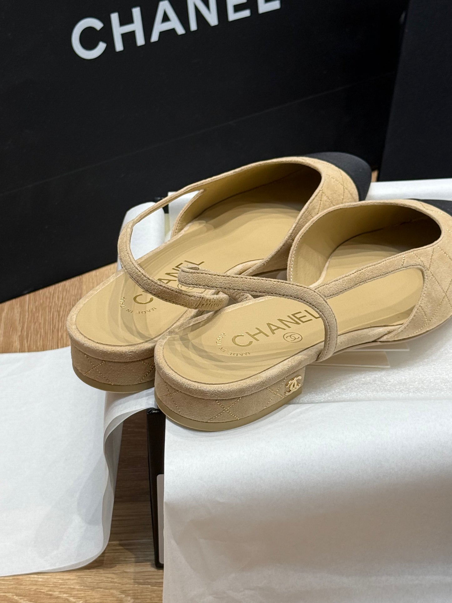 CC SLINGBACK PUMPS