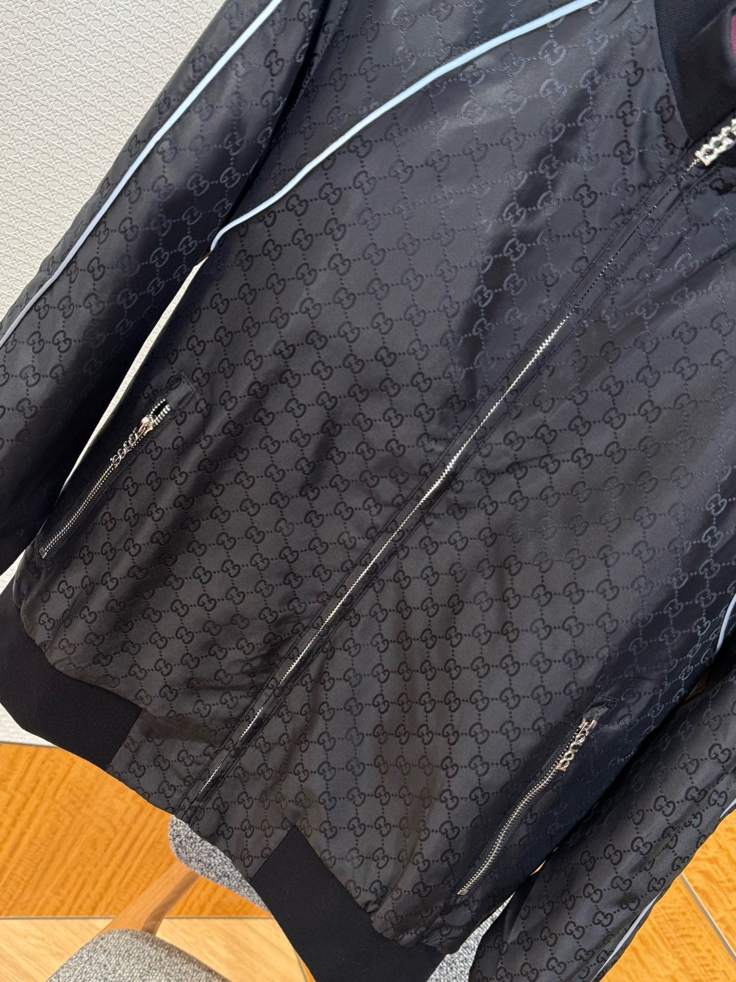 GG BOMBER JACKET