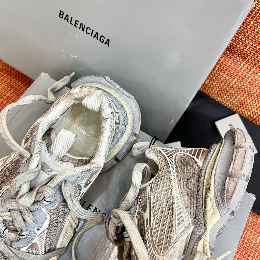 BAL 3XL TRAINERS