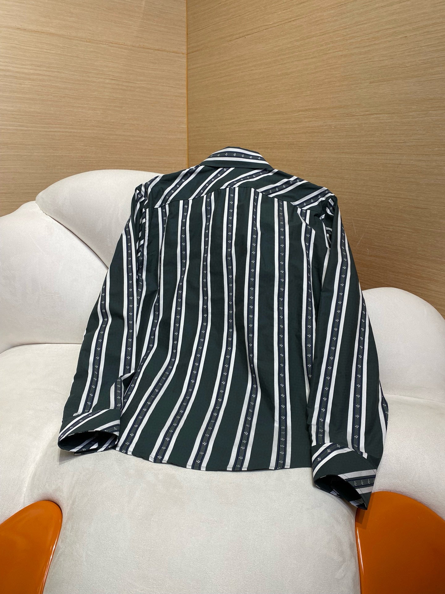 LOU SHIRT