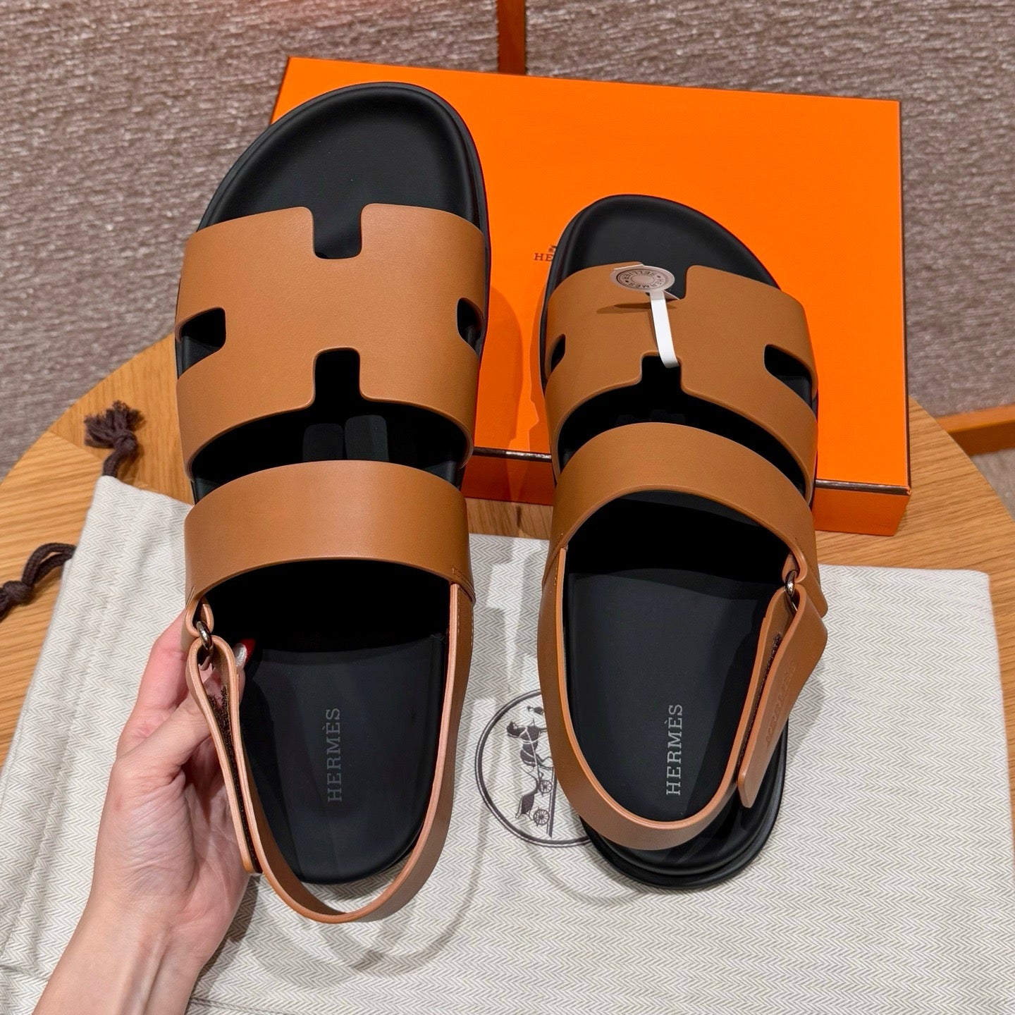 HERM GENIUS SANDALS