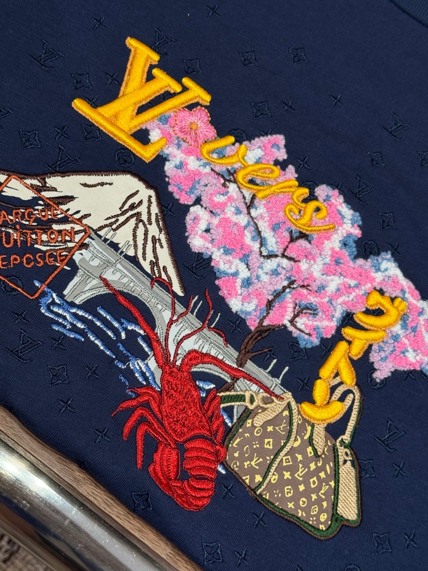 LOU T-SHIRT