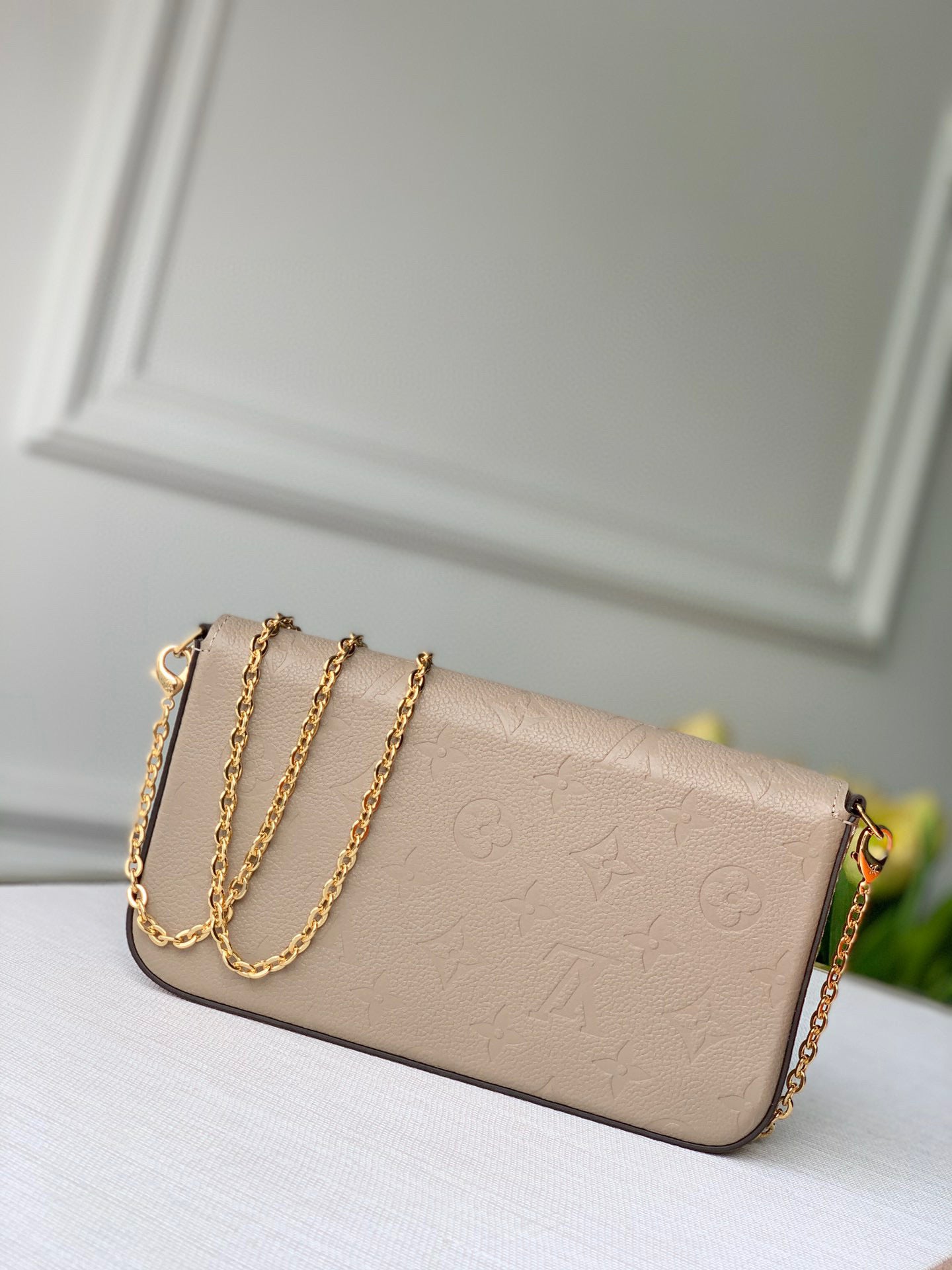 LOU POCHETTE FÉLICIE