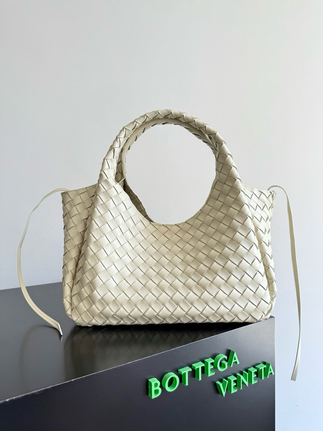 BOTT V CAMPANA MEDIUM BAG