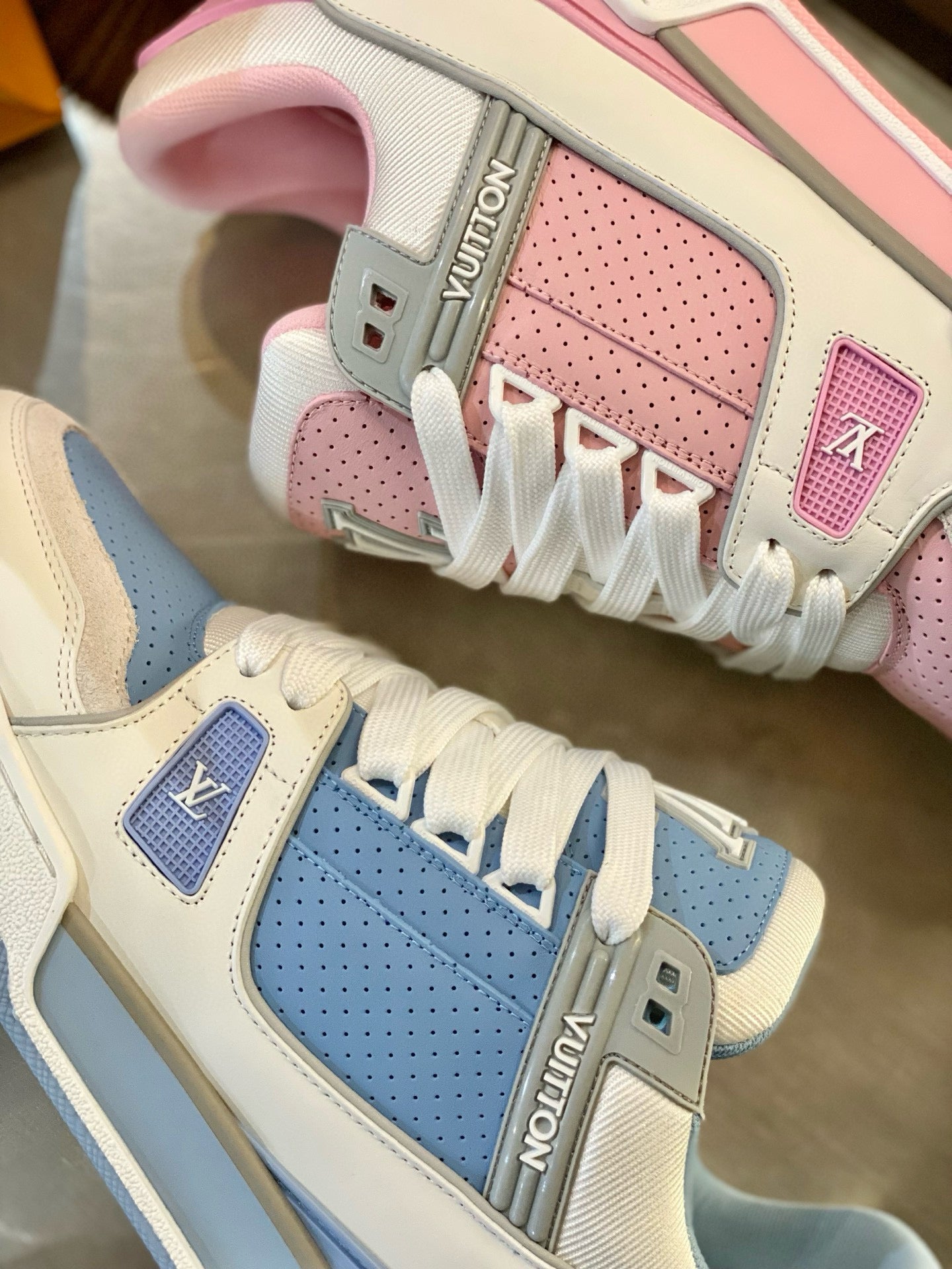 LOU TRAINERS