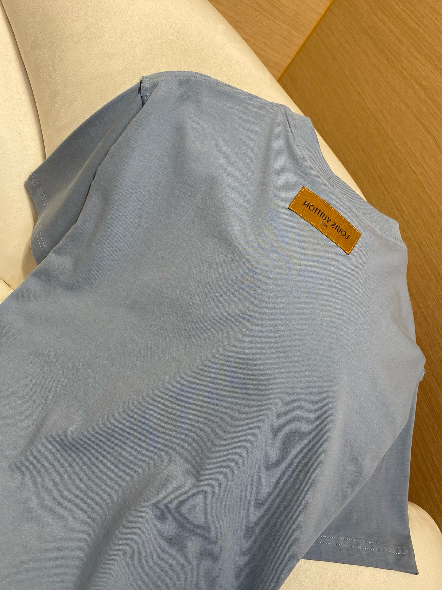 LOU T-SHIRT