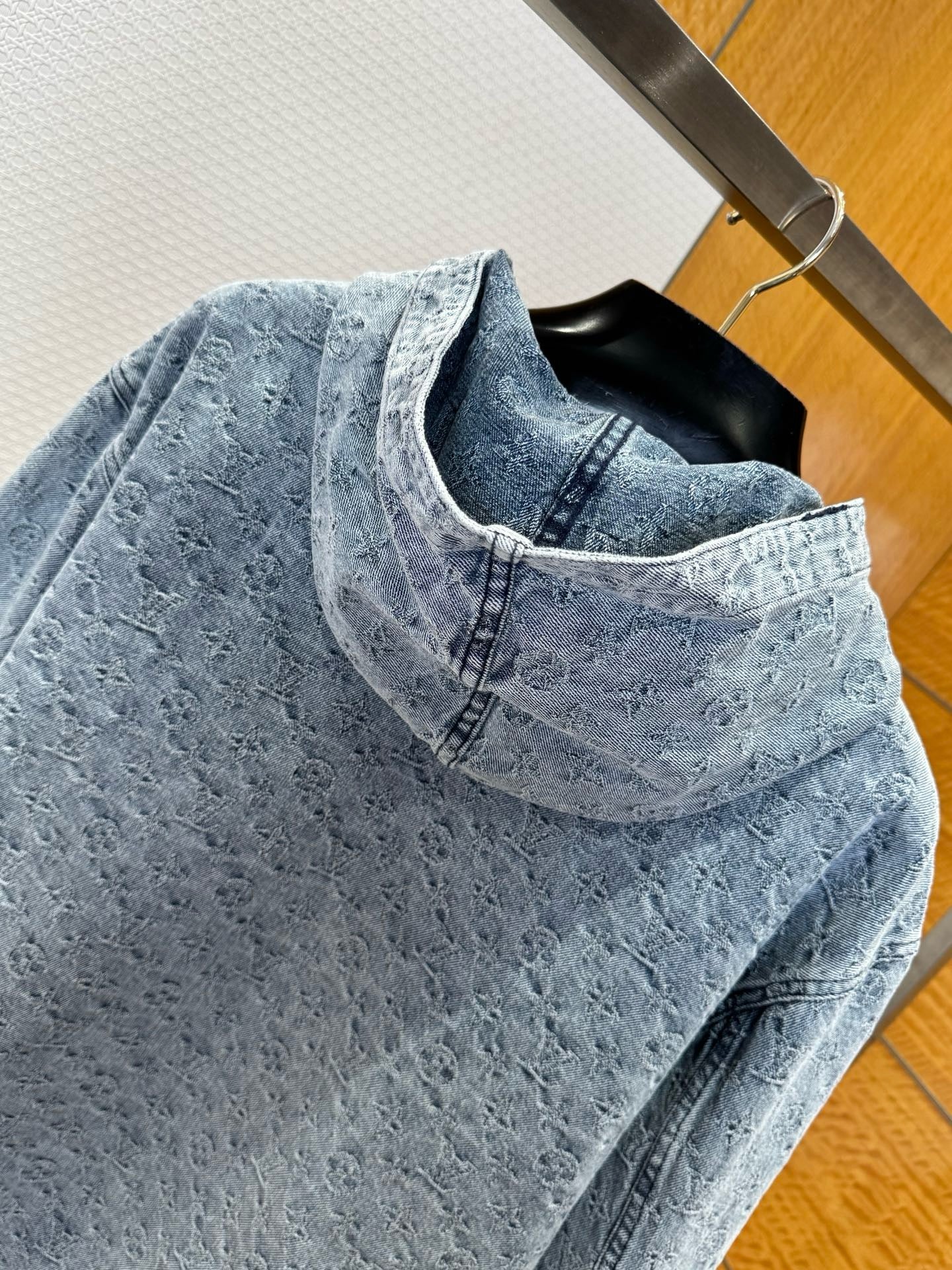 LOU DENIM JACKET