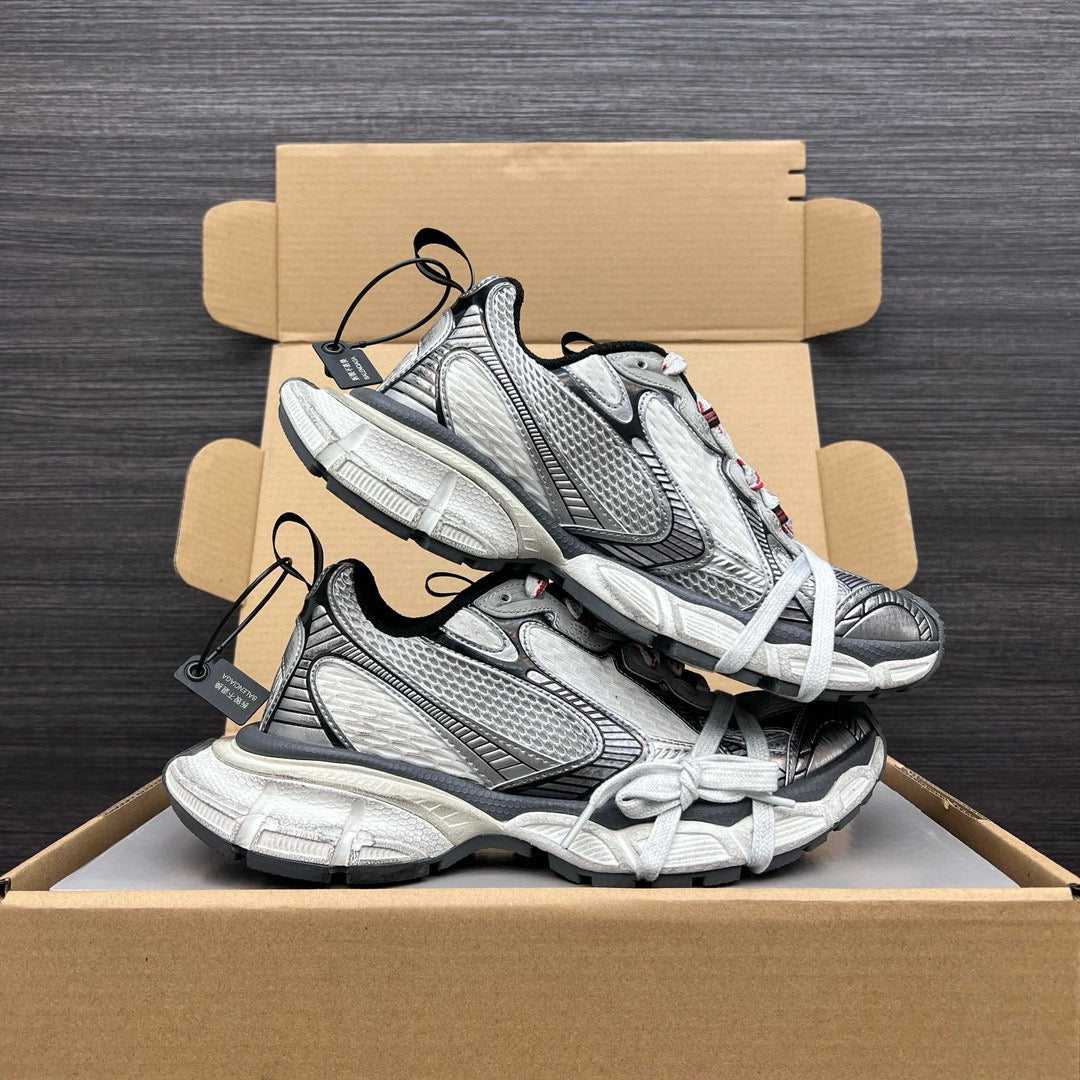 BAL 3XL TRAINERS