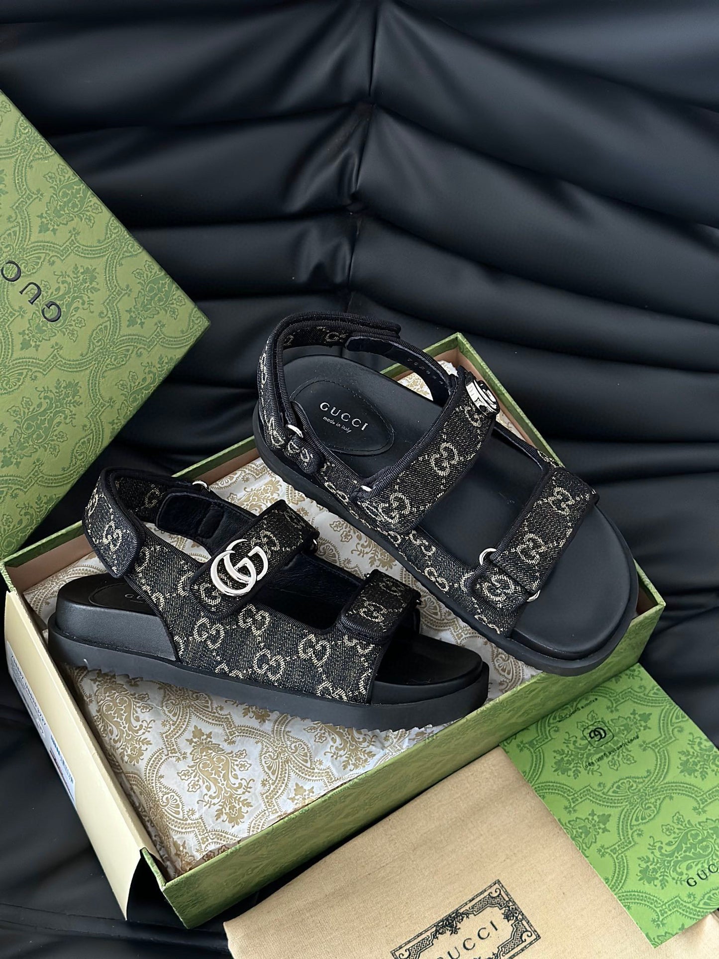 GG SANDALS