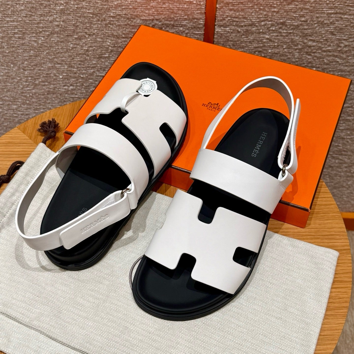 HERM GENIUS SANDALS