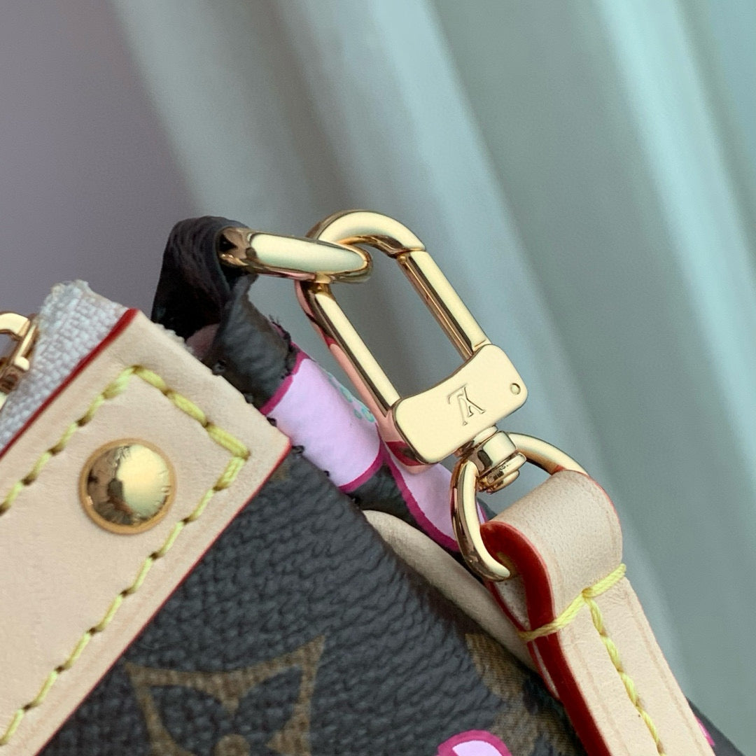 LOU x MURAKAMI POCHETTE BAG
